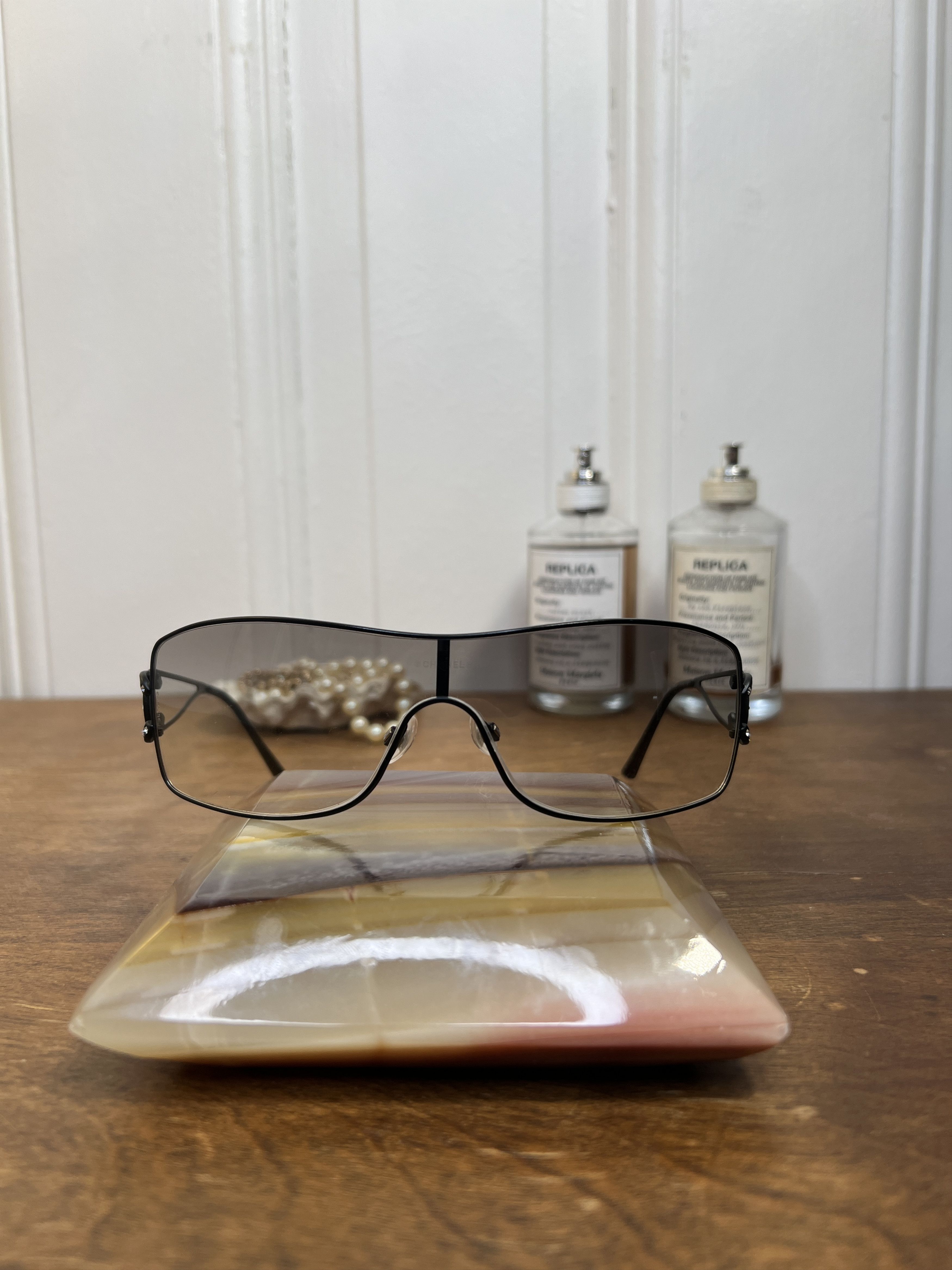 Chanel Y2K Chanel 4072-B Sunglasses | Grailed