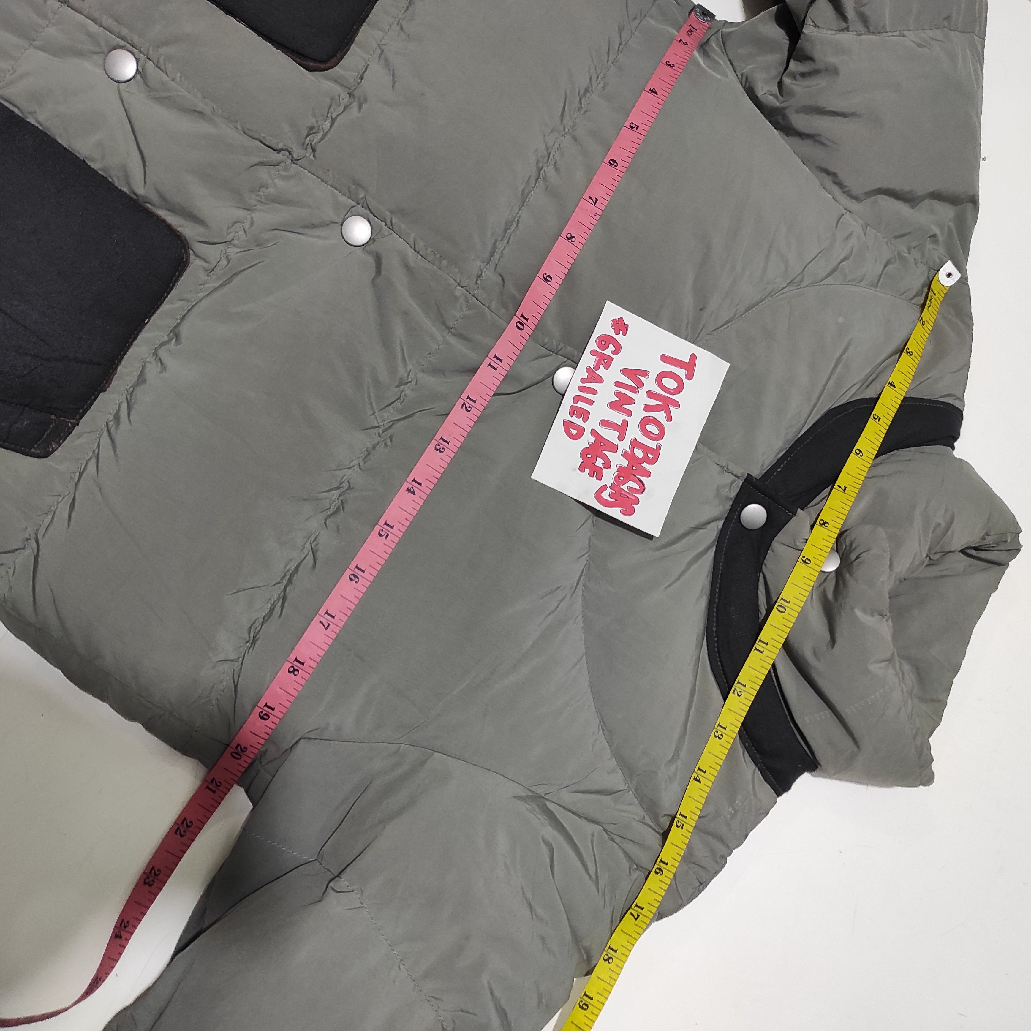 Undercover Uniqlo Undercover Puffer Jacket Size US S / EU 44-46 / 1 - 19 Thumbnail