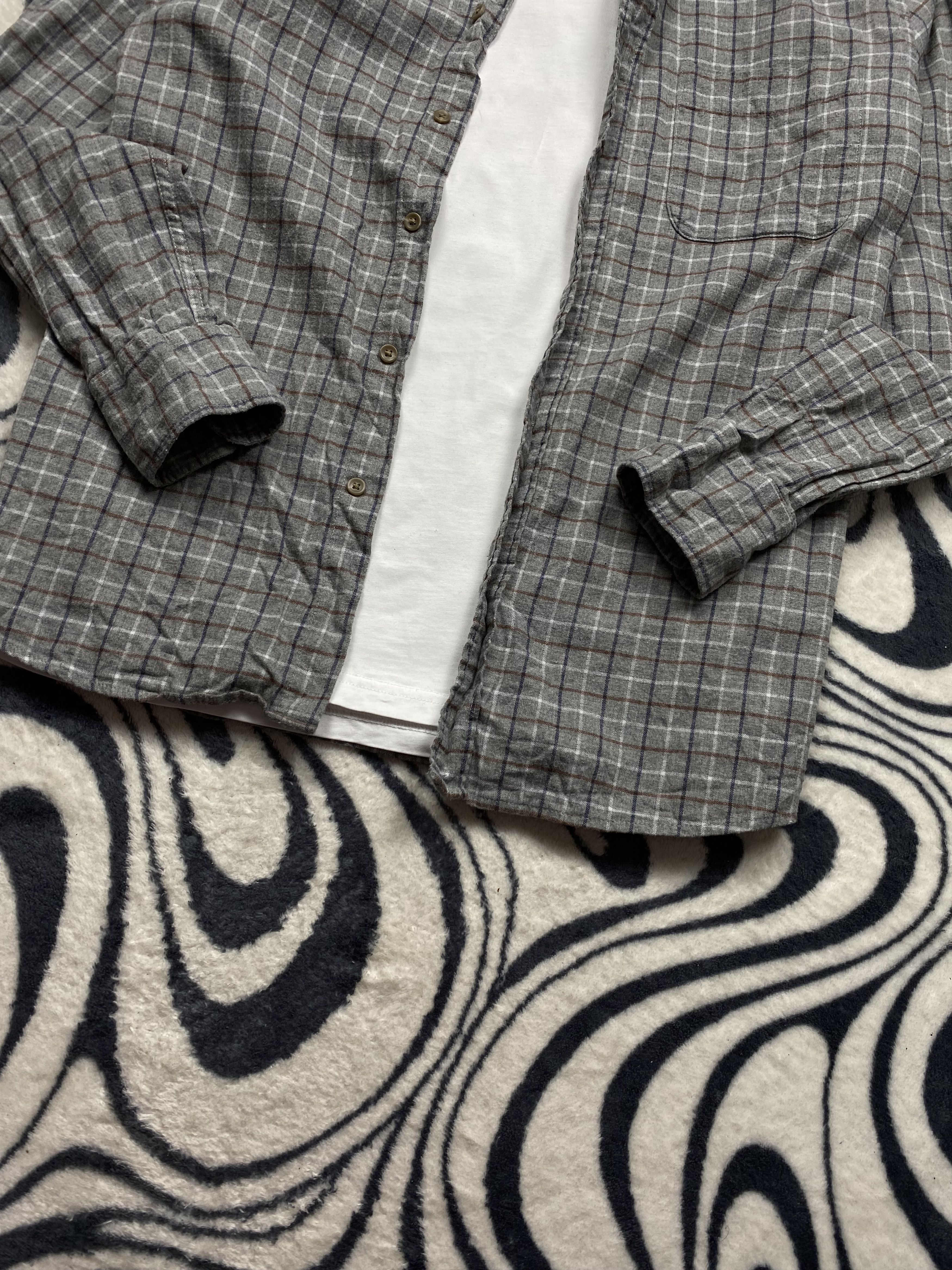 Flannel Uniqlo Flannel Plaid Shirt Y2K Size US S / EU 44-46 / 1 - 3 Thumbnail