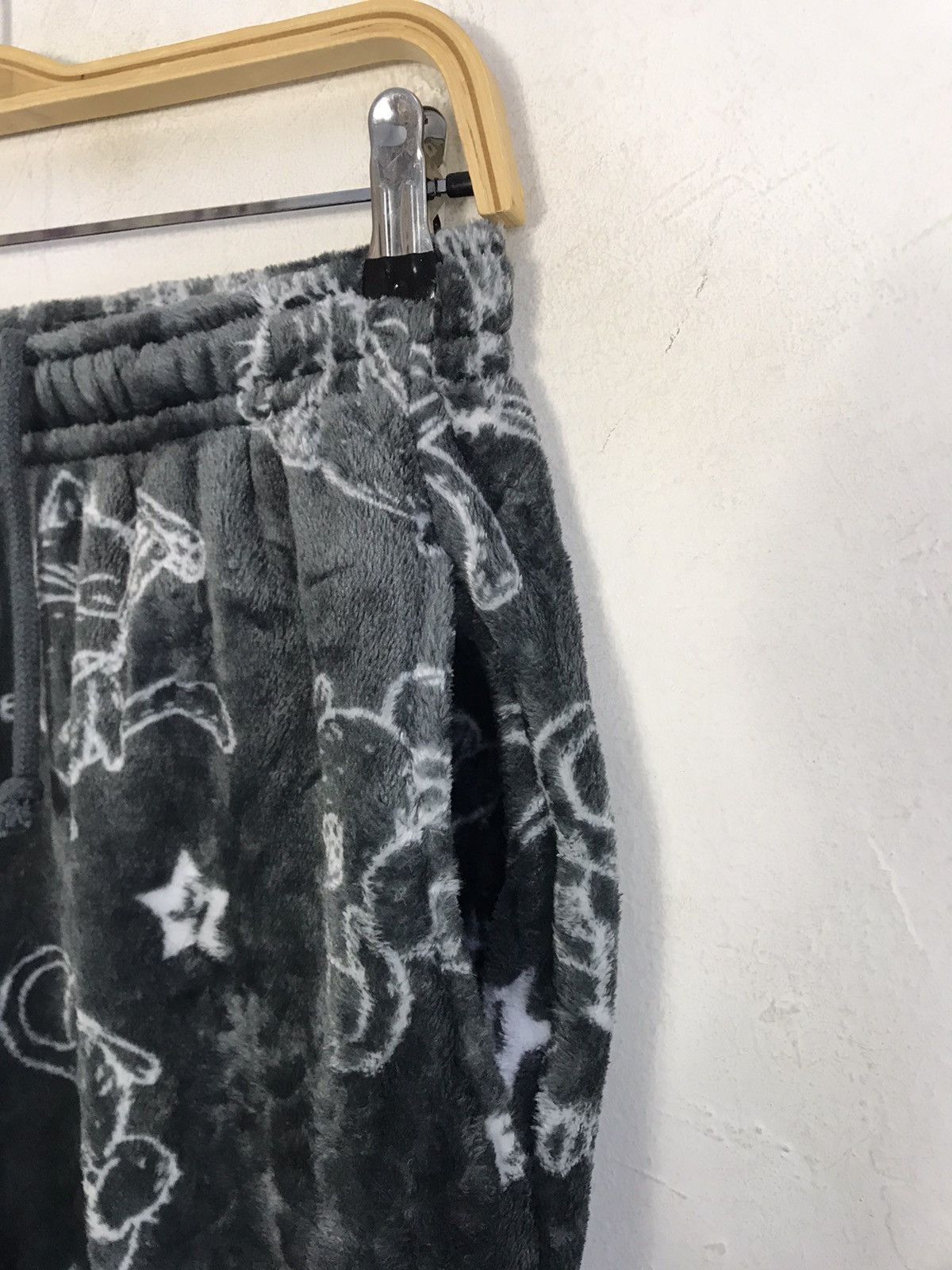 Anime × Japanese Brand Dragon Ball All Over Printed Fluffy Sweatpant Jogger Pant Size 28" / US 6 / IT 42 - 5 Thumbnail