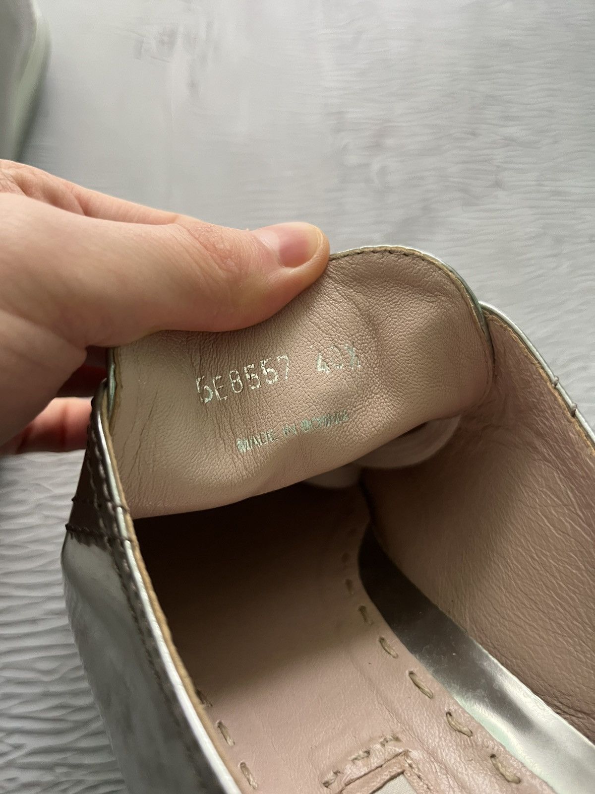 Miu Miu Miu Miu Silver Patent Leather Crystal Low-Top Sneakers Size US 10 / IT 40 - 7 Thumbnail
