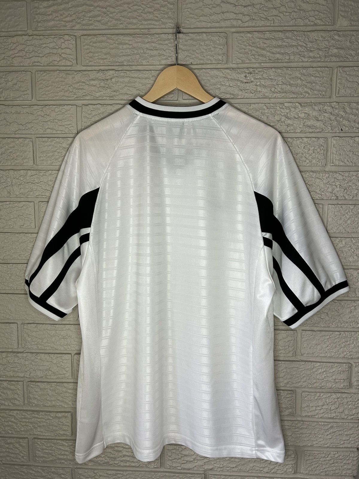 Nike × Vintage Vintage 90s Nike Swoosh Striped Soccer Jersey Size US L / EU 52-54 / 3 - 4 Thumbnail