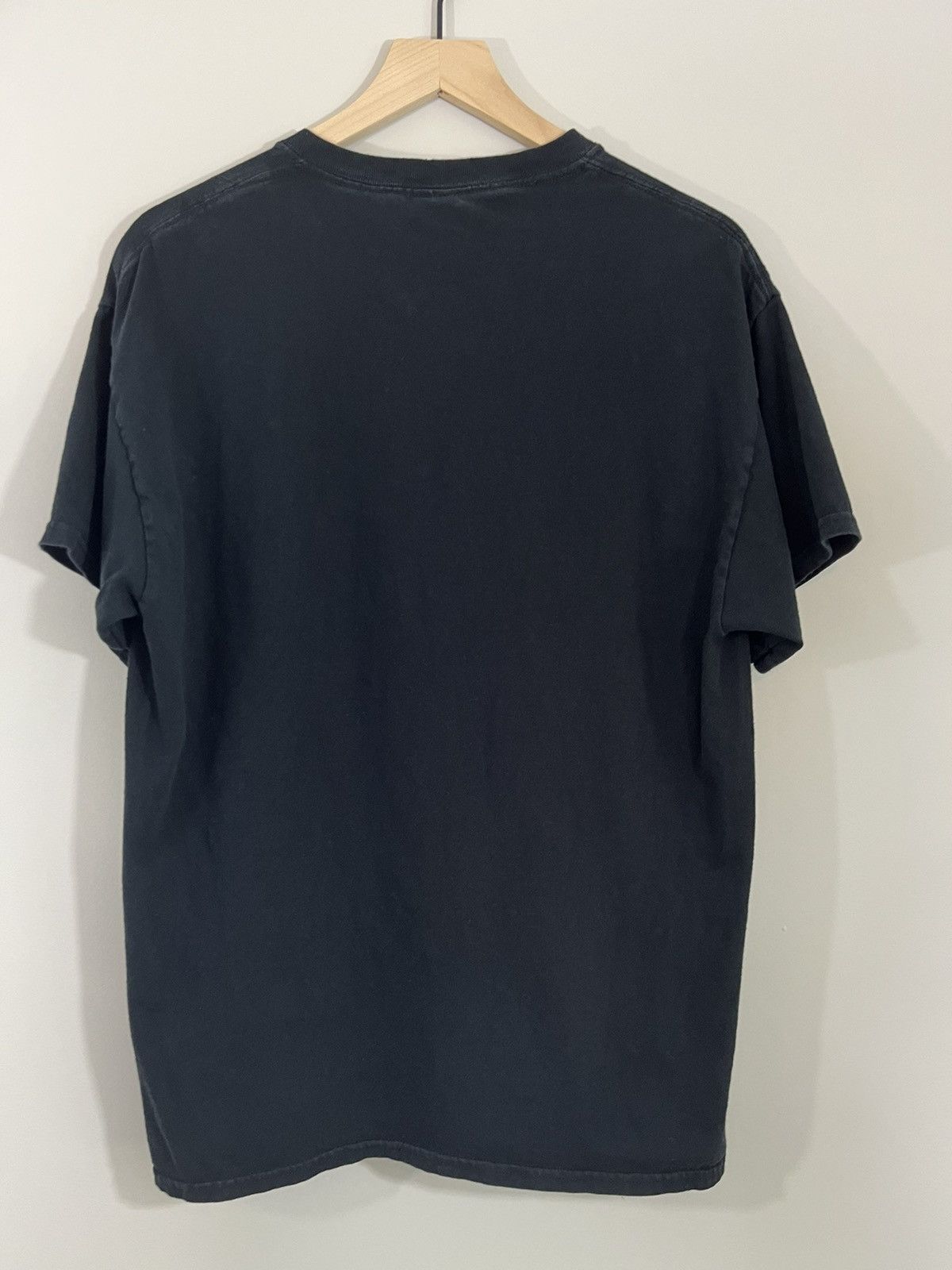 Vintage STREET MATERIAL Faded Black Y2K Tee Size US L / EU 52-54 / 3 - 6 Thumbnail