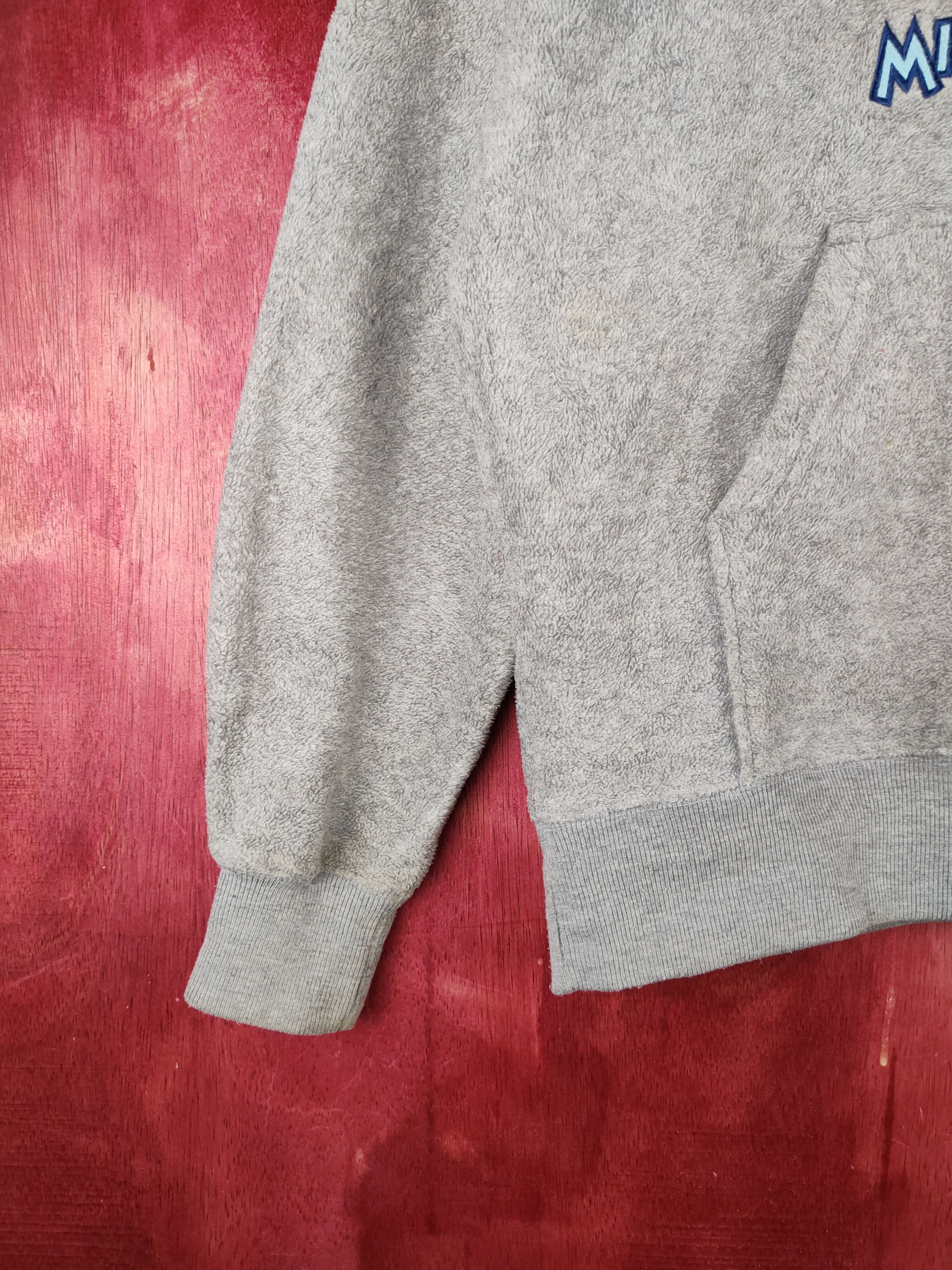 Disney × Mickey Mouse × Vintage Disney Gray Mickey Mouse Fur Mohair Hoodie Sweatshirt #S1504 Size US M / EU 48-50 / 2 - 5 Thumbnail