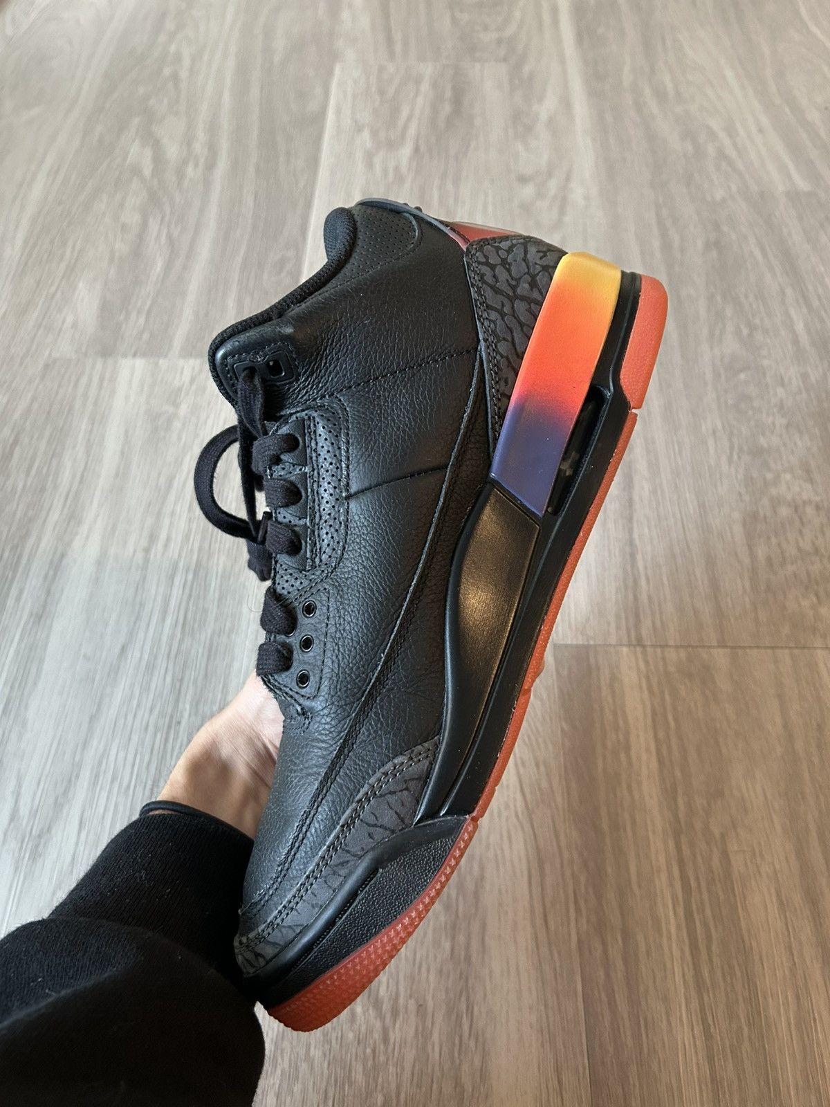 J Balvin × Jordan Brand J Balvin X Air Jordan Retro 3 Rio Size 9.5 Size US 9.5 / EU 42-43 - 9 Thumbnail