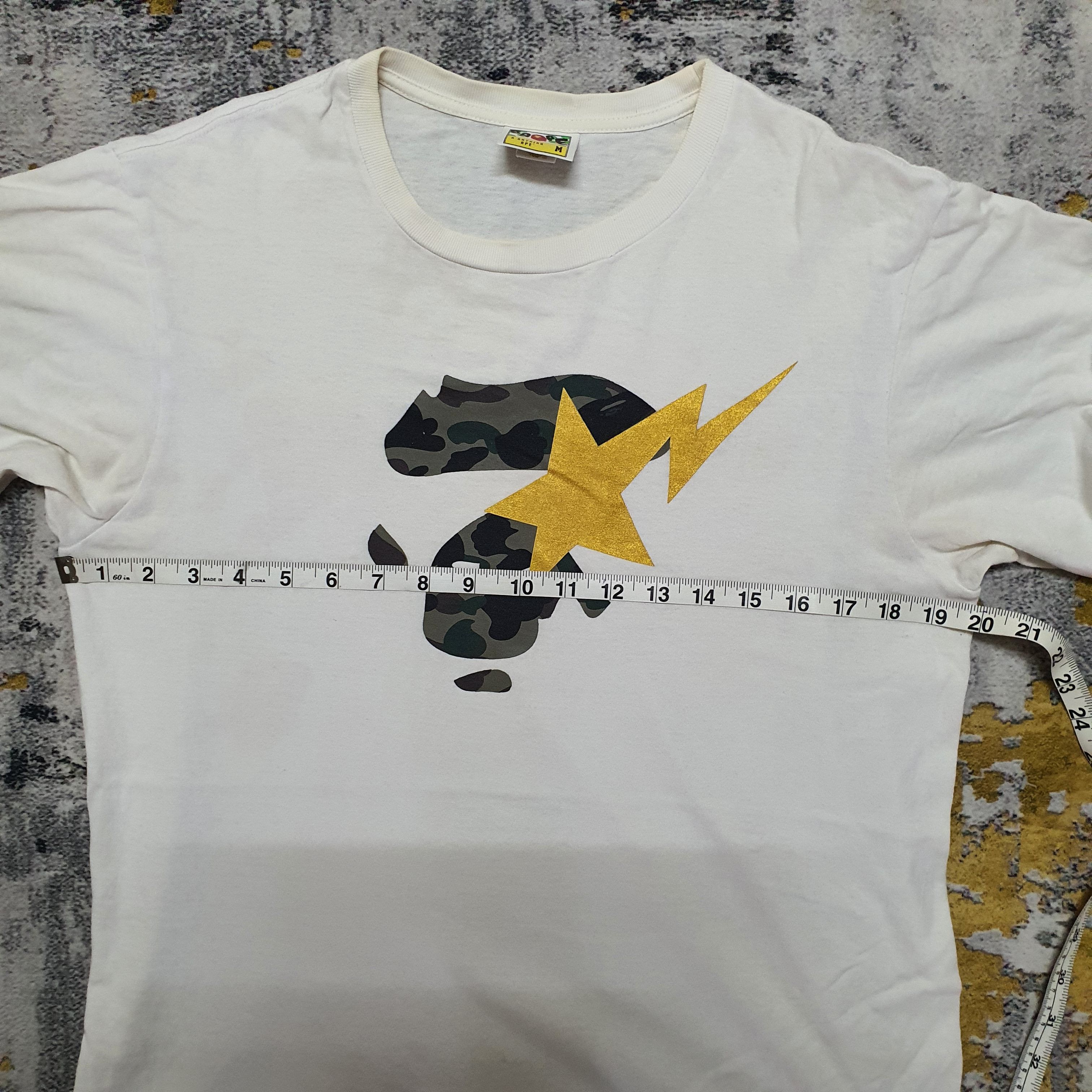 Bape BAPE 1st Camo Ape Face Sta Tee in white and yellow Size US M / EU 48-50 / 2 - 9 Thumbnail