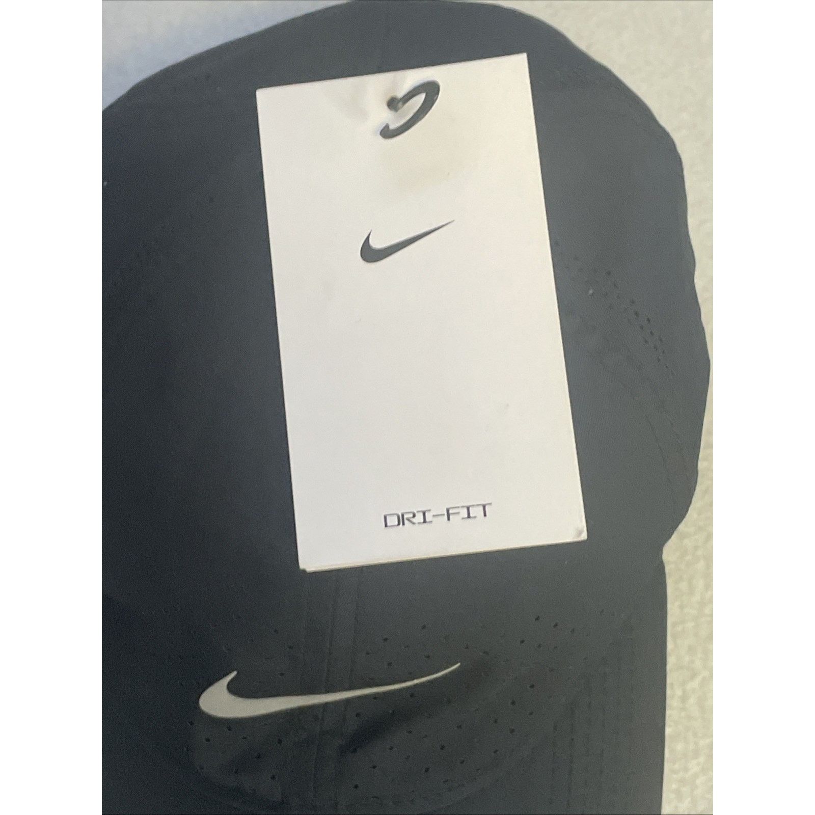 Nike NEW Nike Adult Reflective Featherlight Run/Tennis/Golf Hat Size ONE SIZE - 6 Thumbnail