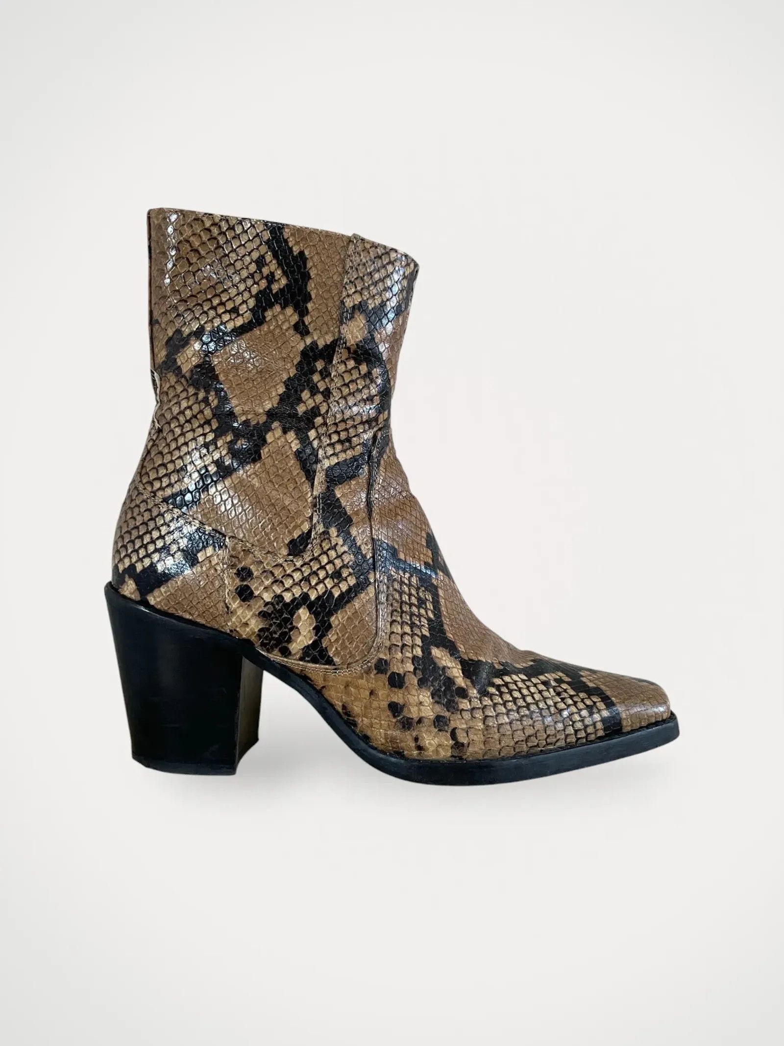 Zara Zara Boots Size US 9 / IT 39 - 1 Thumbnail