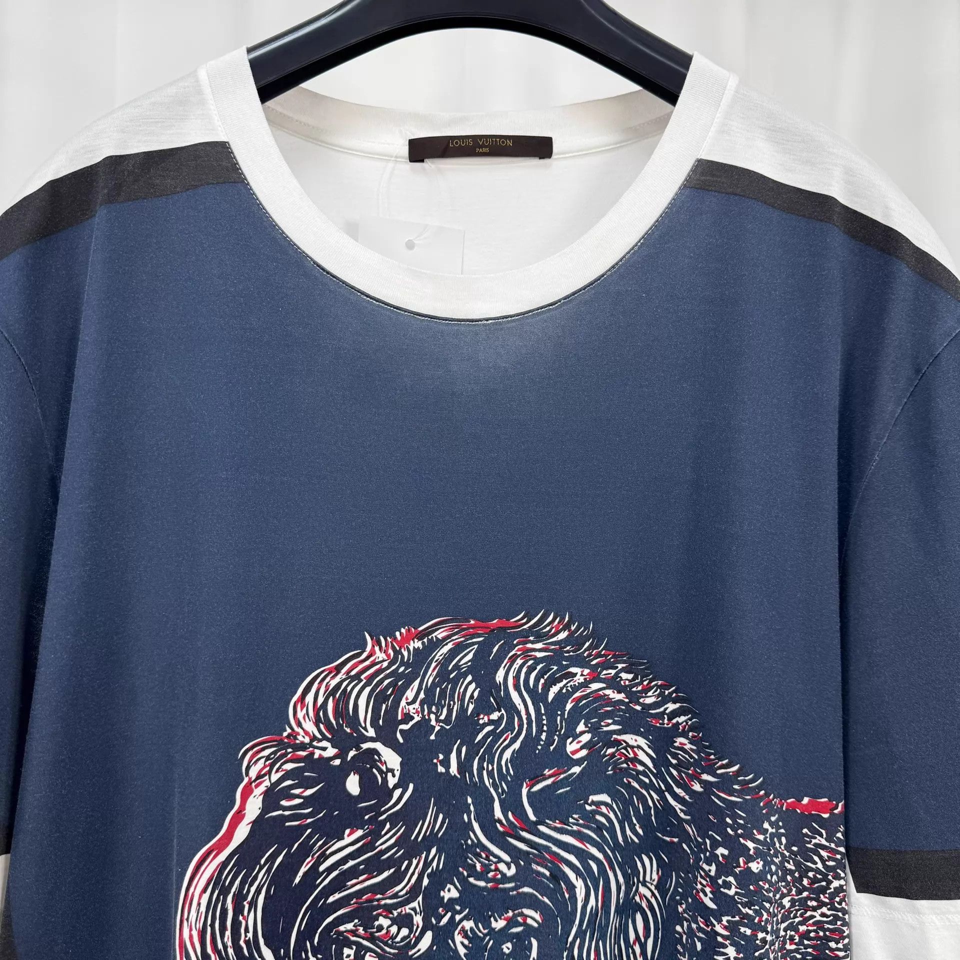 Louis Vuitton LV Embroidered Letter Lion Short Sleeve Tee XL 95 New Size XL / US 12-14 / IT 48-50 - 3 Thumbnail