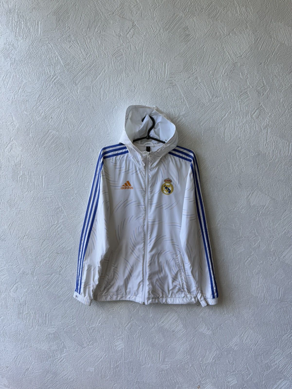 Vintage Adidas Real Madrid Light Jacket Size US S / EU 44-46 / 1 - 1 Thumbnail