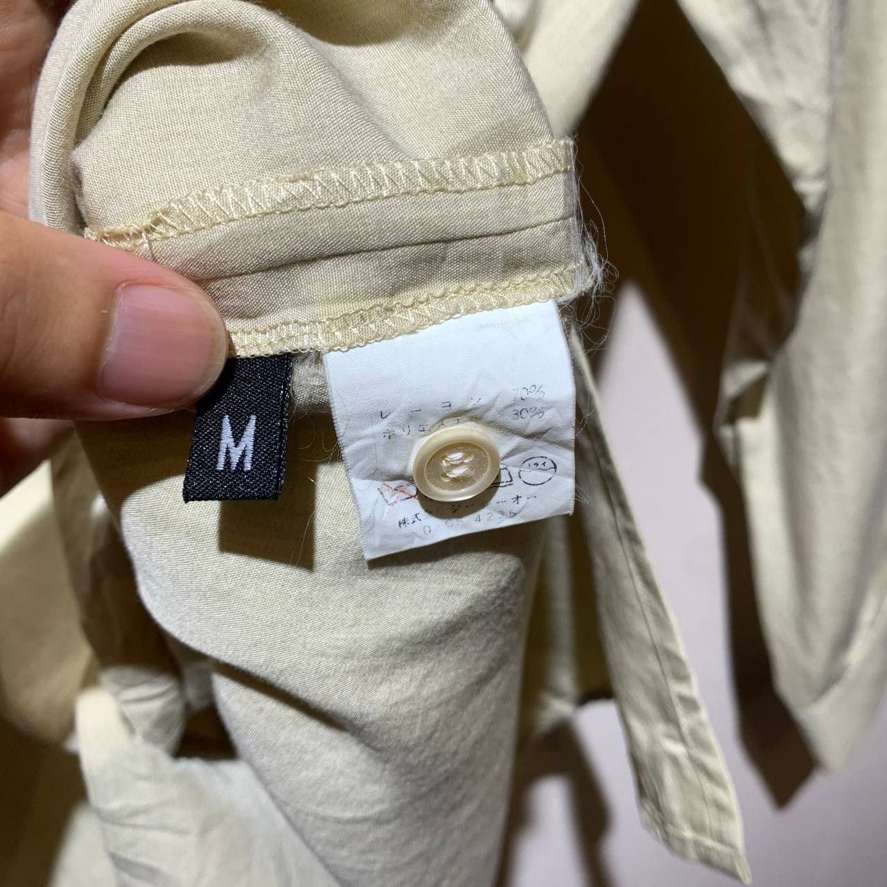 Katharine Hamnett London Katherine Hamnett Open Collar Cream Button Up Shirts Size US M / EU 48-50 / 2 - 8 Thumbnail