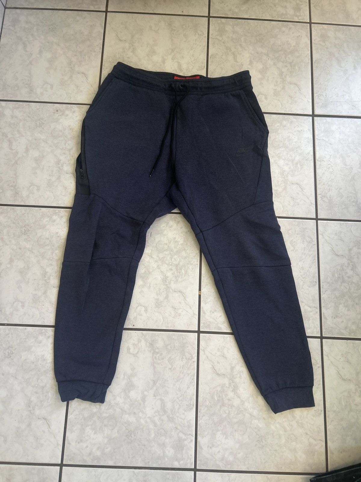 Nike NAVY NIKE TECH SWEATS Size US 32 / EU 48 - 1 Thumbnail