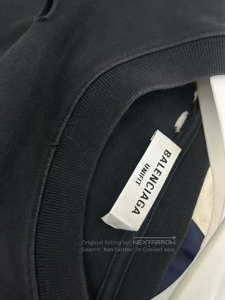Balenciaga Balenciaga Big distressed letter short sleeve black XS Size US XS / EU 42 / 0 - 3 Thumbnail
