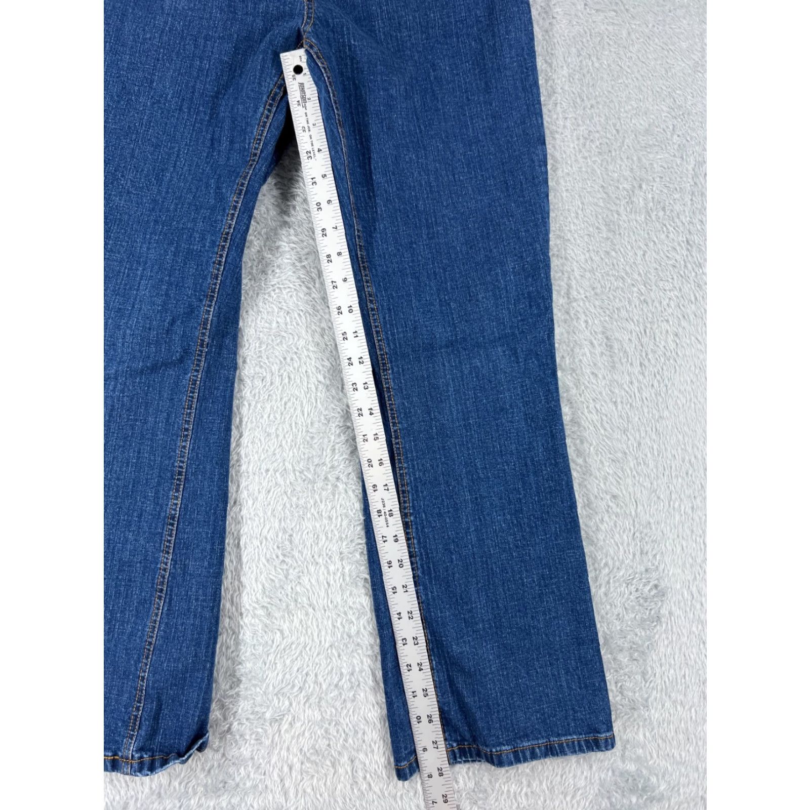 Bill Blass Bill Blass Jeans Womens Bootcut Denim 26x28 Blue Mid Rise 6 Modern Fit 5-Pocket Stretch Cotton Blend Casual Womens Size 28" / US 6 / IT 42 - 7 Thumbnail