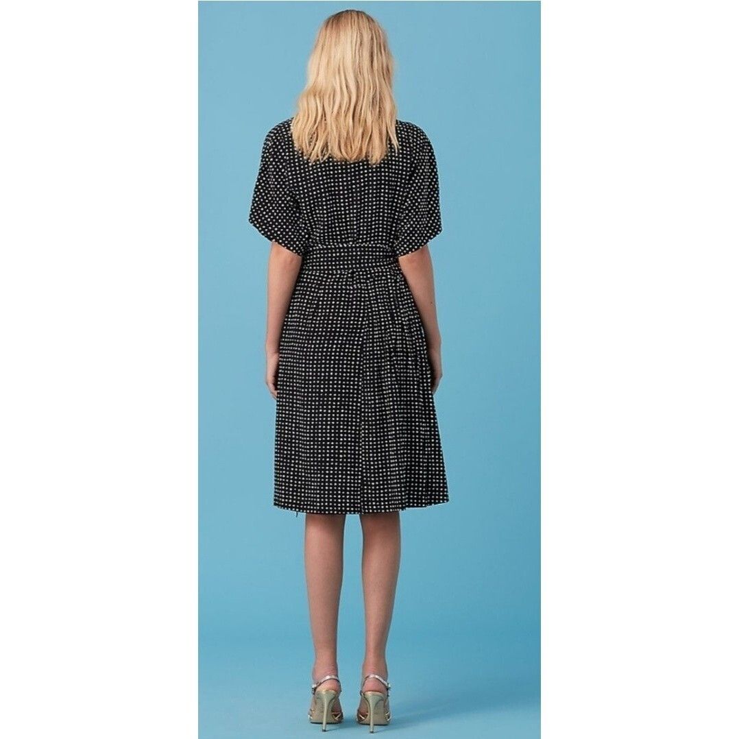 Diane von Furstenberg Diane von furstenberg polka dot silk wrap dress Size 0 Size XS / US 0-2 / IT 36-38 - 12 Thumbnail