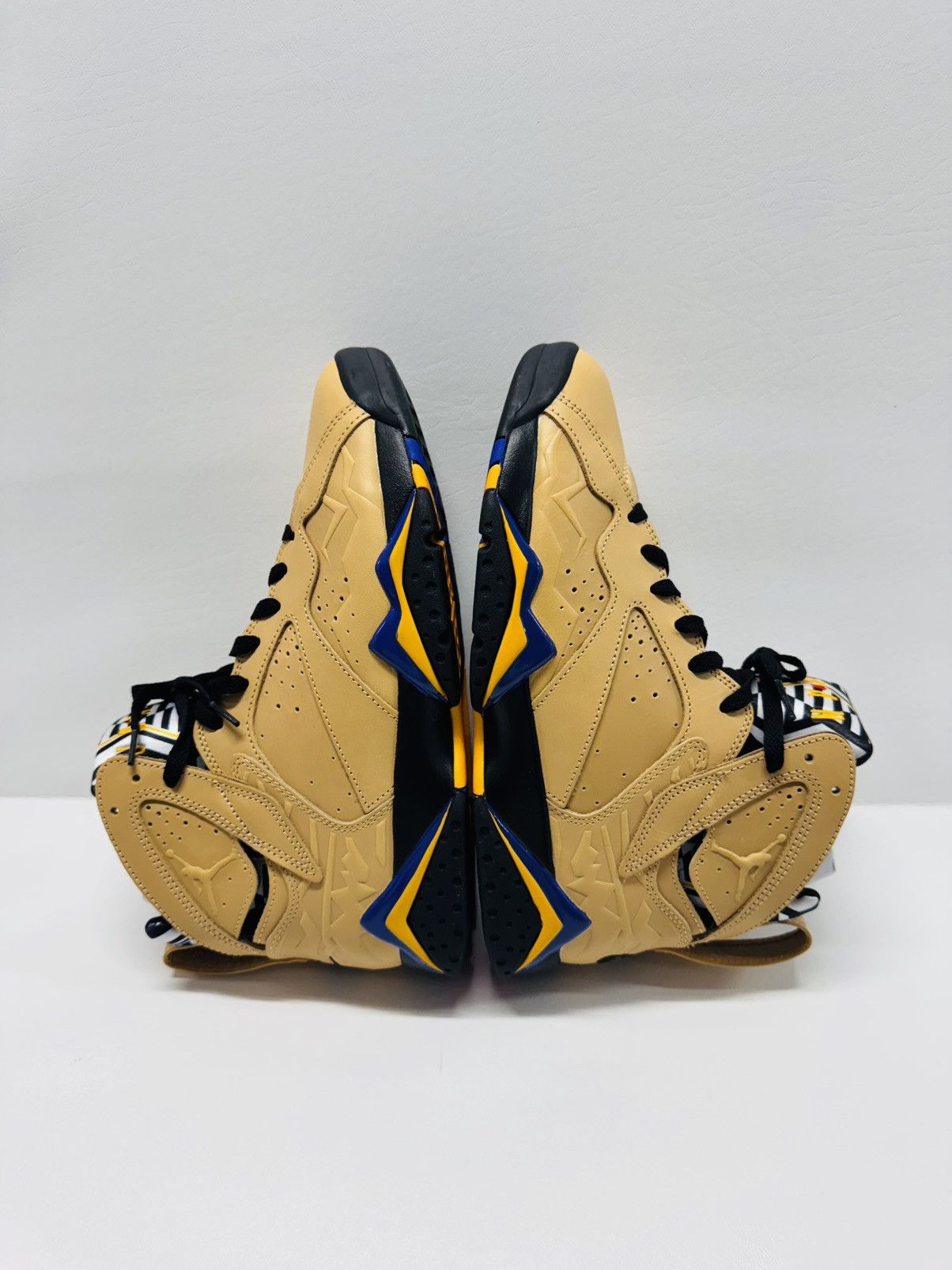 Jordan Brand Nike Air Jordan 7 Retro SE Afrobeats Vachetta Tan Size US 9.5 / EU 42-43 - 2 Thumbnail