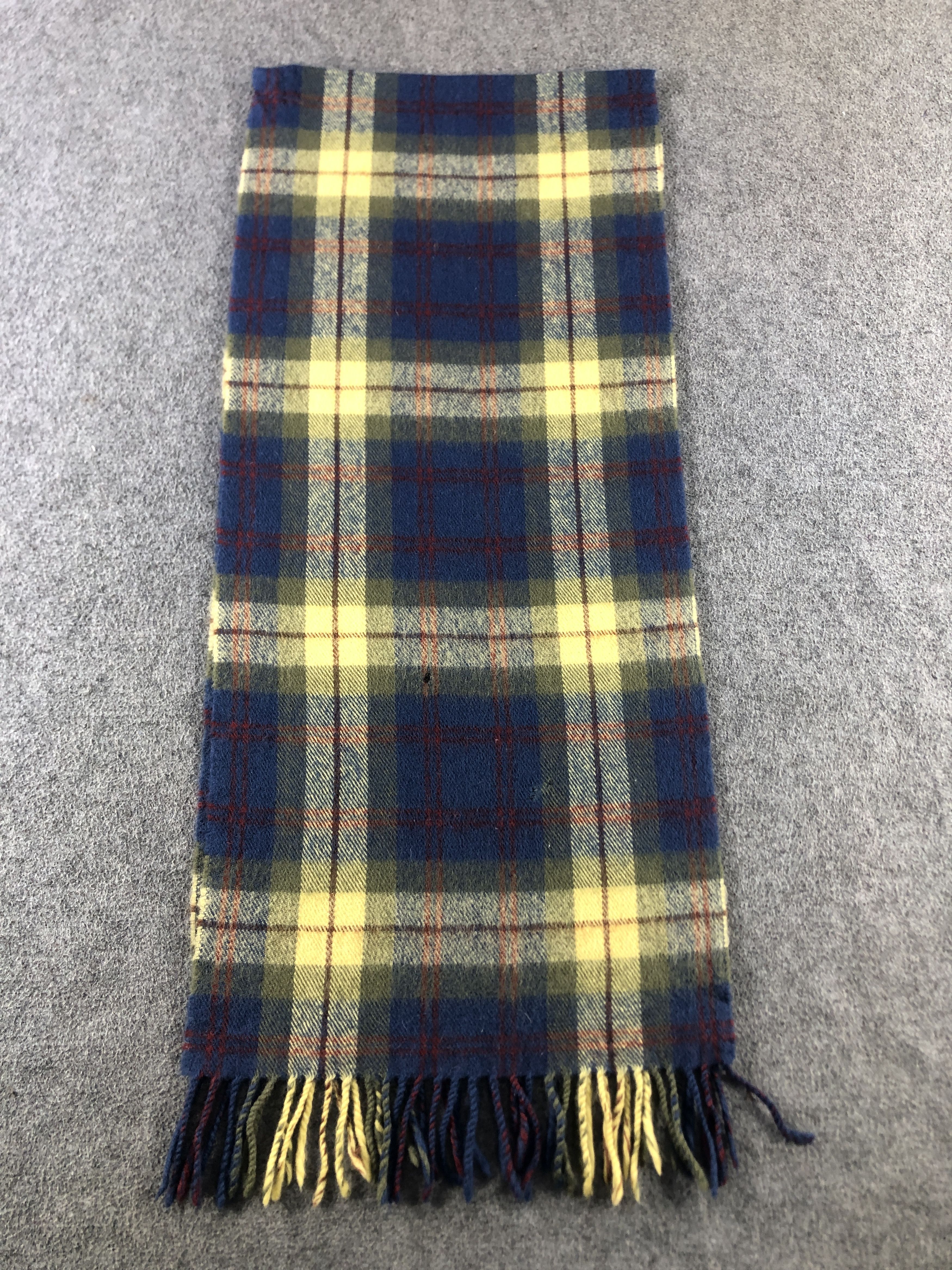 Banana Republic Banana Republic Scarf / Muffler / Neckwear P709 Size ONE SIZE - 2 Thumbnail