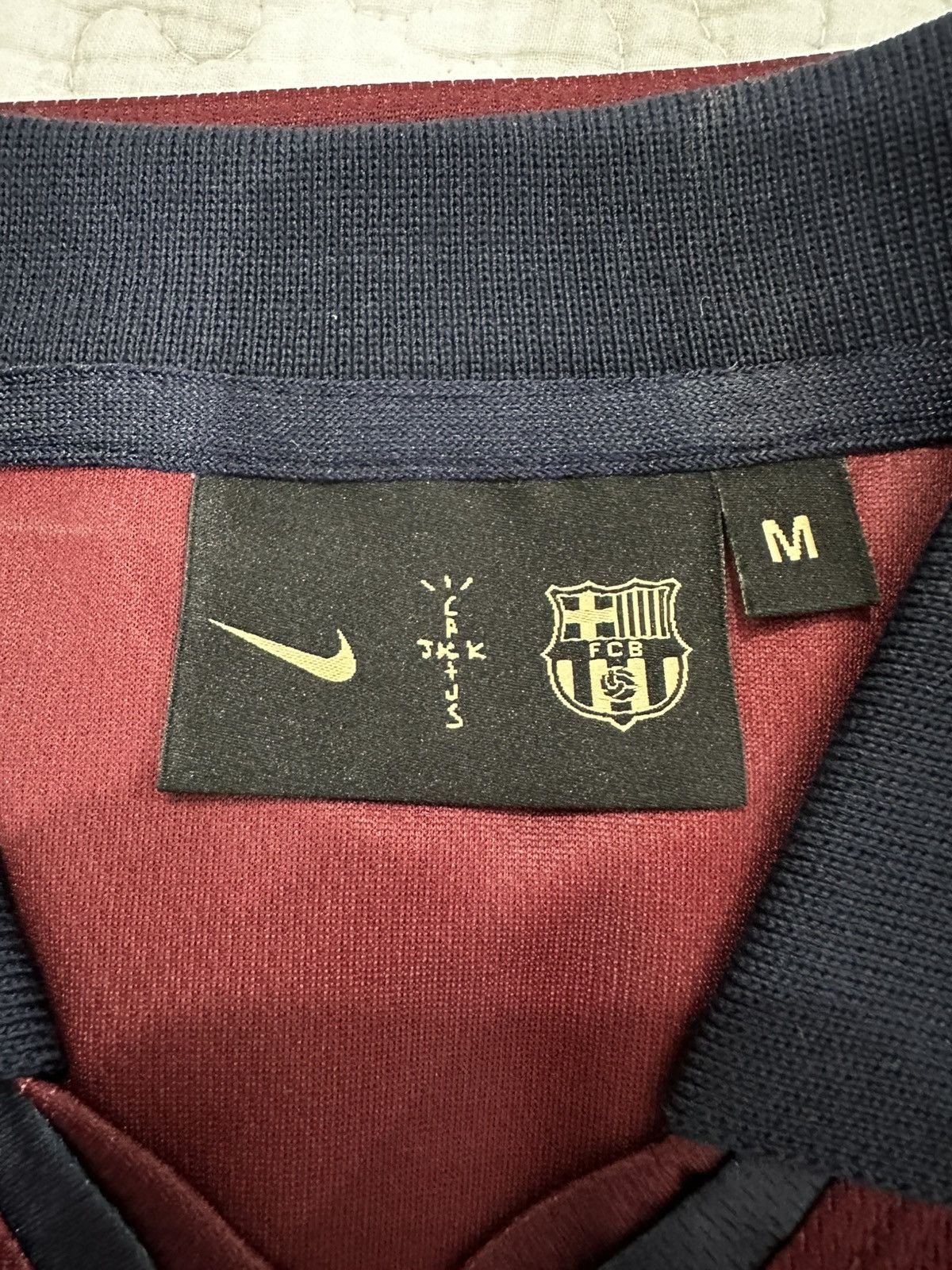 Travis Scott Cactus Jack / Nike FC Barcelona Retro Jersey Size US M / EU 48-50 / 2 - 4 Thumbnail