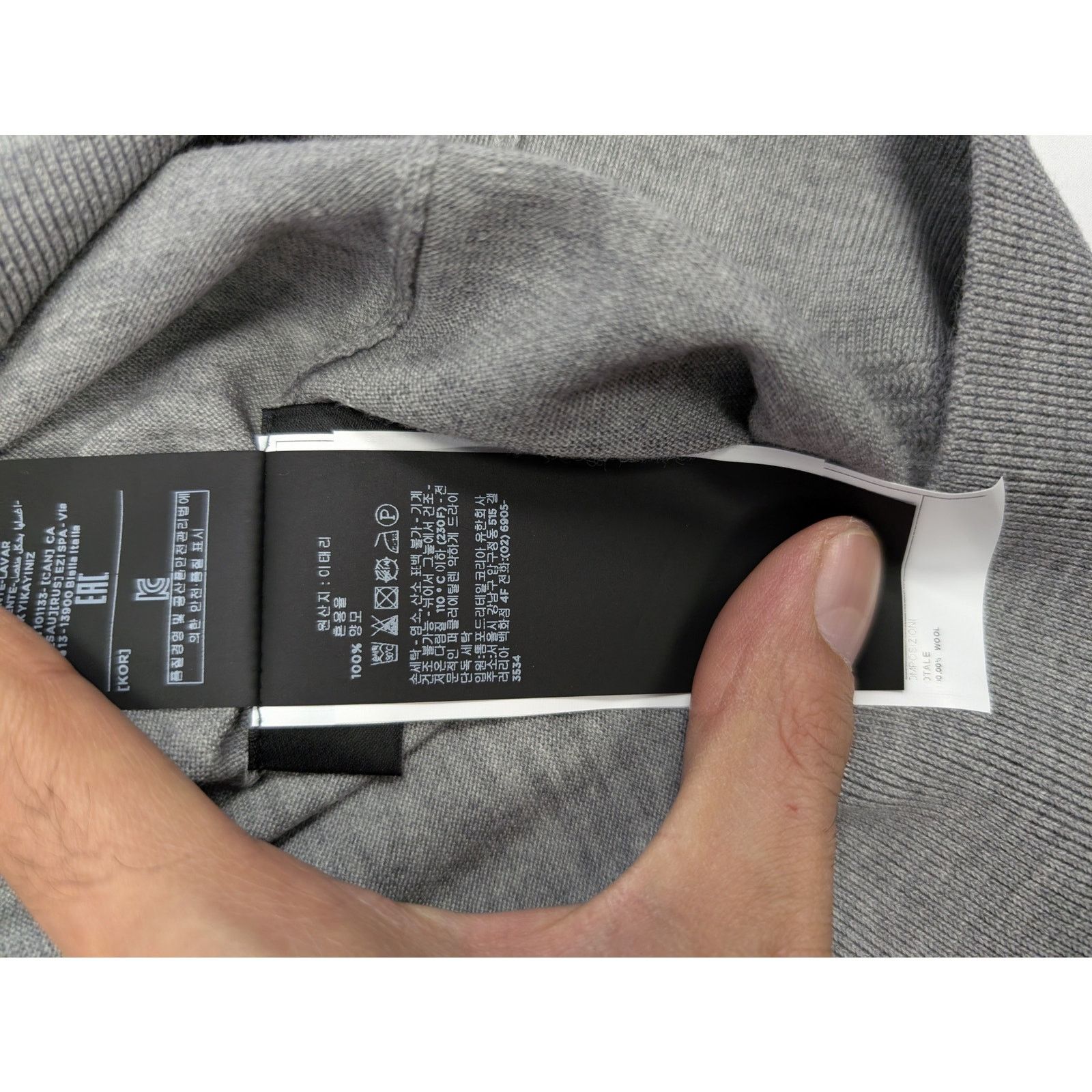 Tom Ford o1rshd1 V-Neck Knitwear Crewneck Sweatshirt in Grey Size US M / EU 48-50 / 2 - 13 Thumbnail