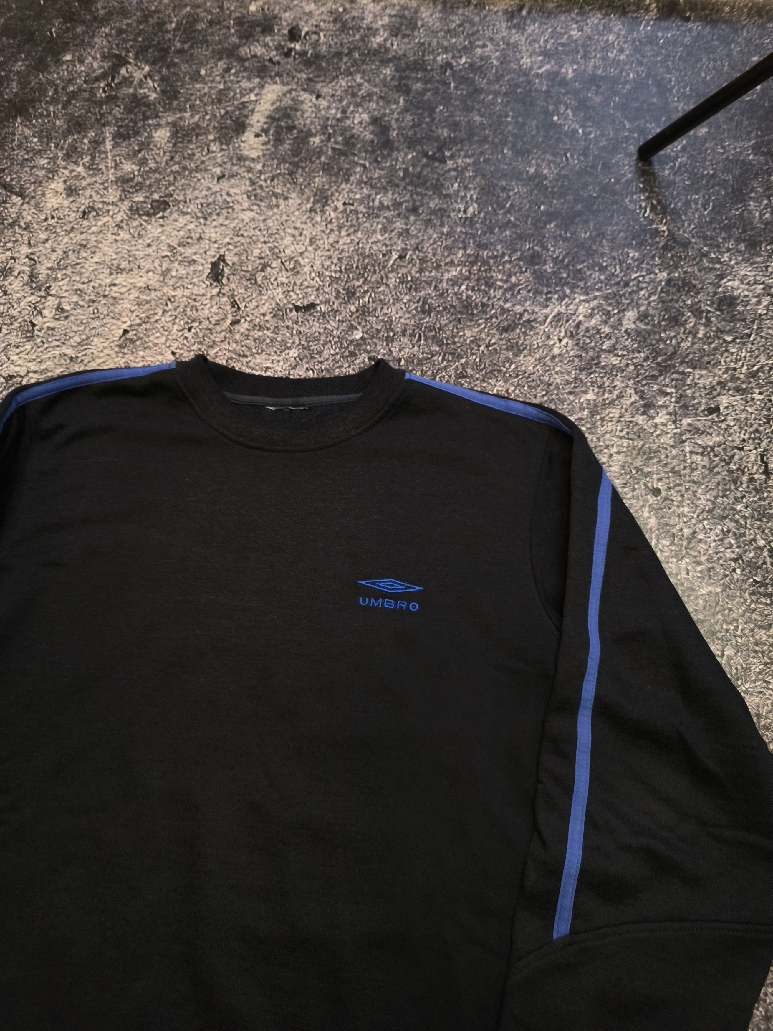 Umbro Vintage Y2K Sweatshirt Umbro Size US L / EU 52-54 / 3 - 2 Thumbnail