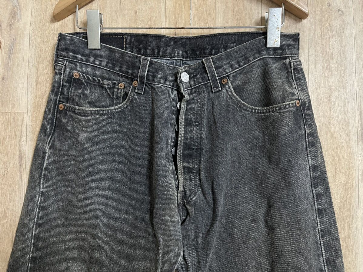 Levi's Vintage Levi’s 501 Jeans Super Black W31 L39 Made in USA Size US 31 - 2 Thumbnail
