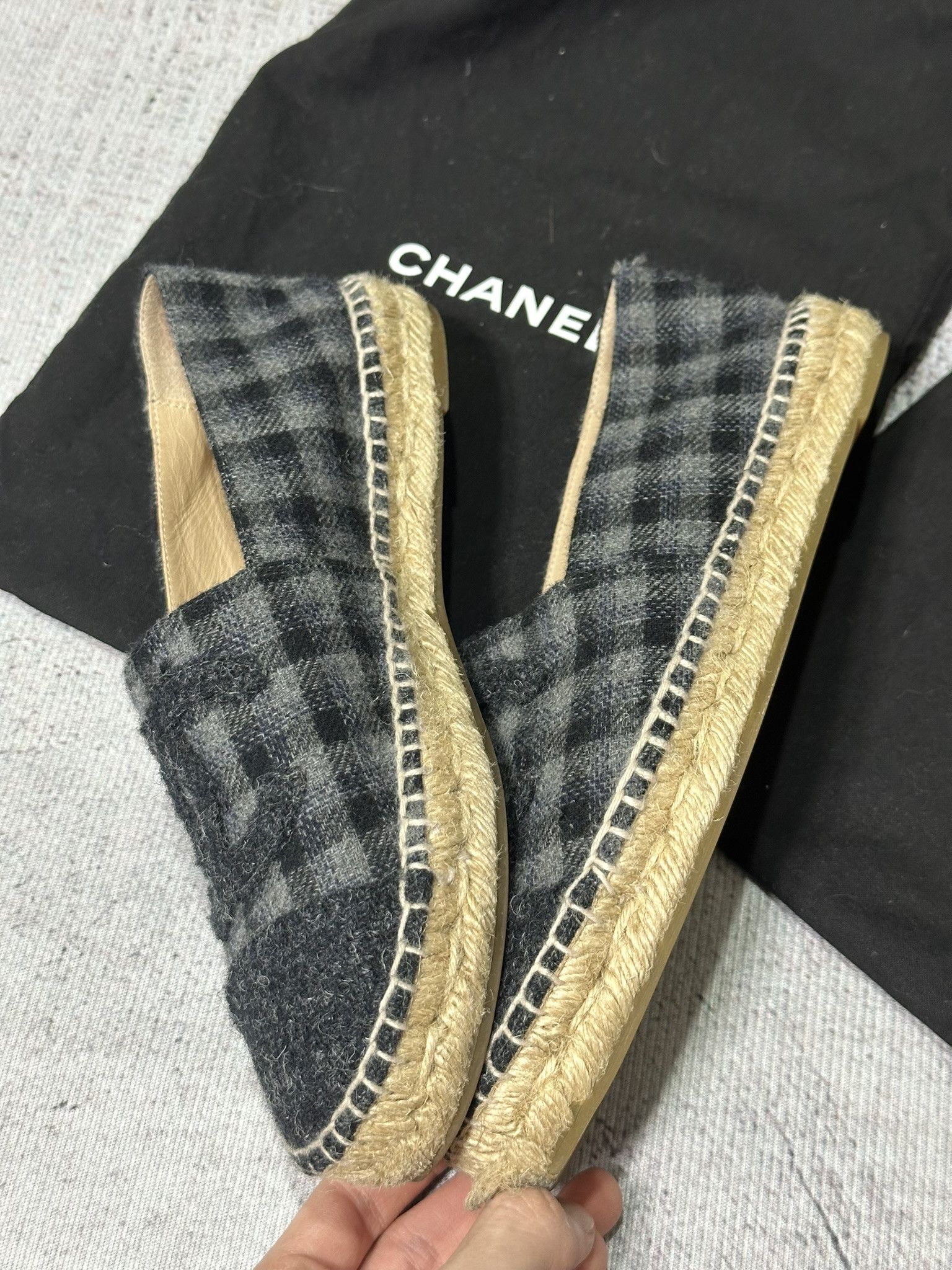 Chanel Chanel Espadrilles Flannel CC Logo Gray Wedge Shoes Size US 7 / IT 37 - 8 Thumbnail