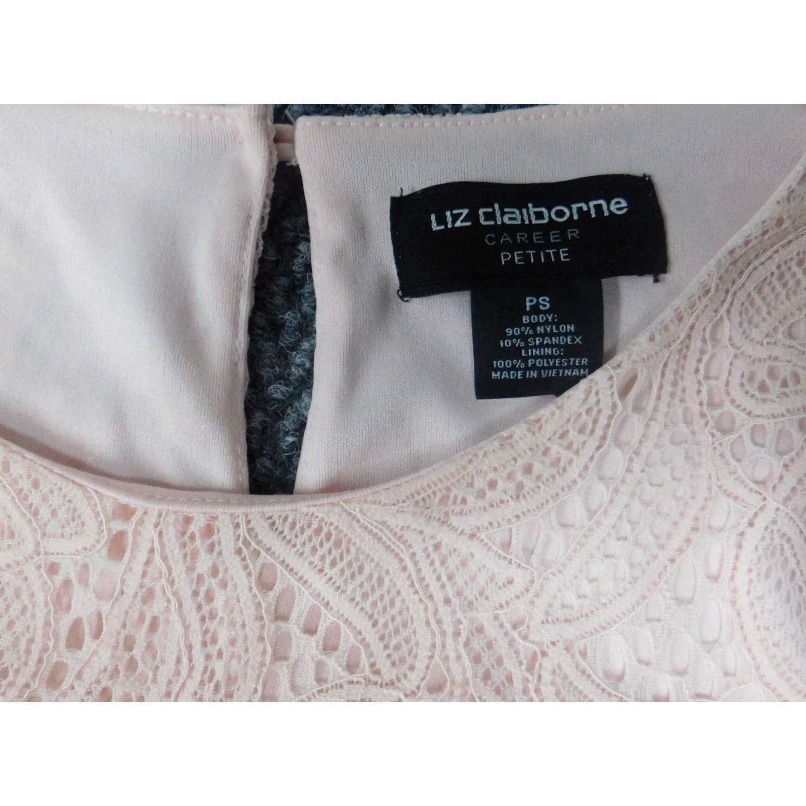 Liz Claiborne Liz Claiborne Blouse PS Women Pink Pullover Short Sleeve Round Neck Polyester Rayon Classic/Basic Vintage: No, Petites Women, Casual, Stretch Size S / US 4 / IT 40 - 5 Thumbnail