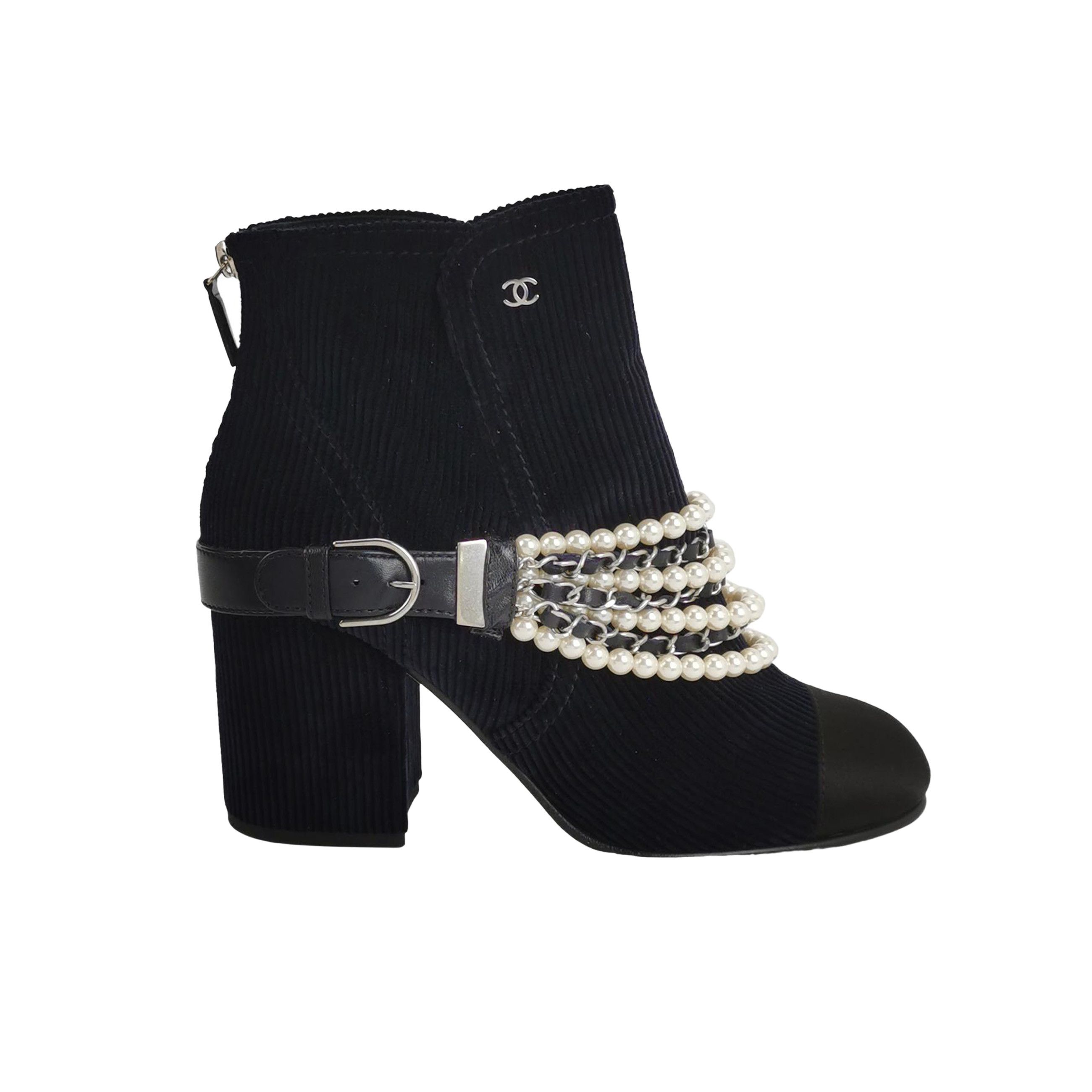 Chanel Chanel Women 9 Boots Size US 9 / IT 39 - 1 Thumbnail