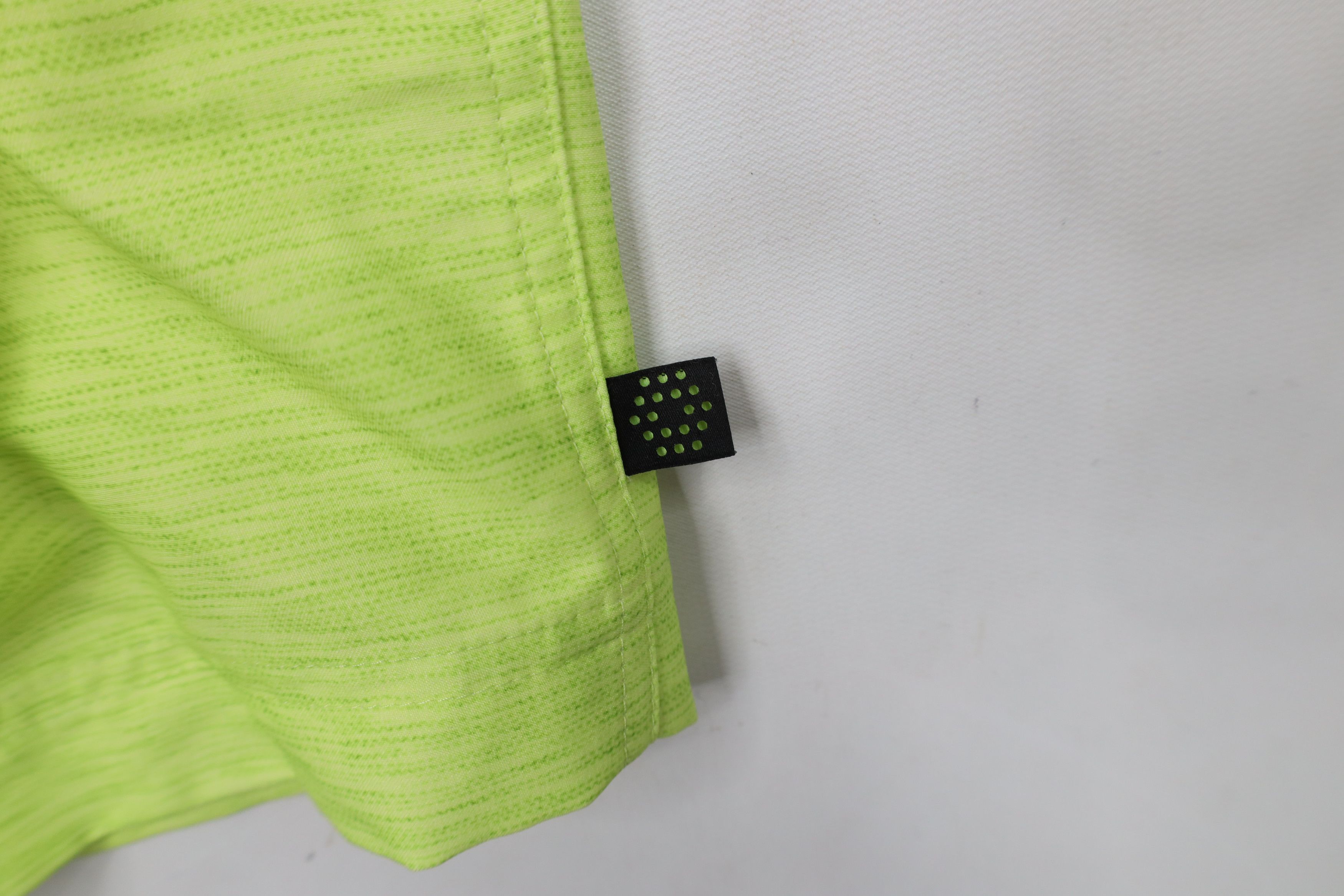 Puma × Vintage Puma Golf Cell Chambray Golfing Chino Shorts Lime Green Size US 30 / EU 46 - 10 Thumbnail