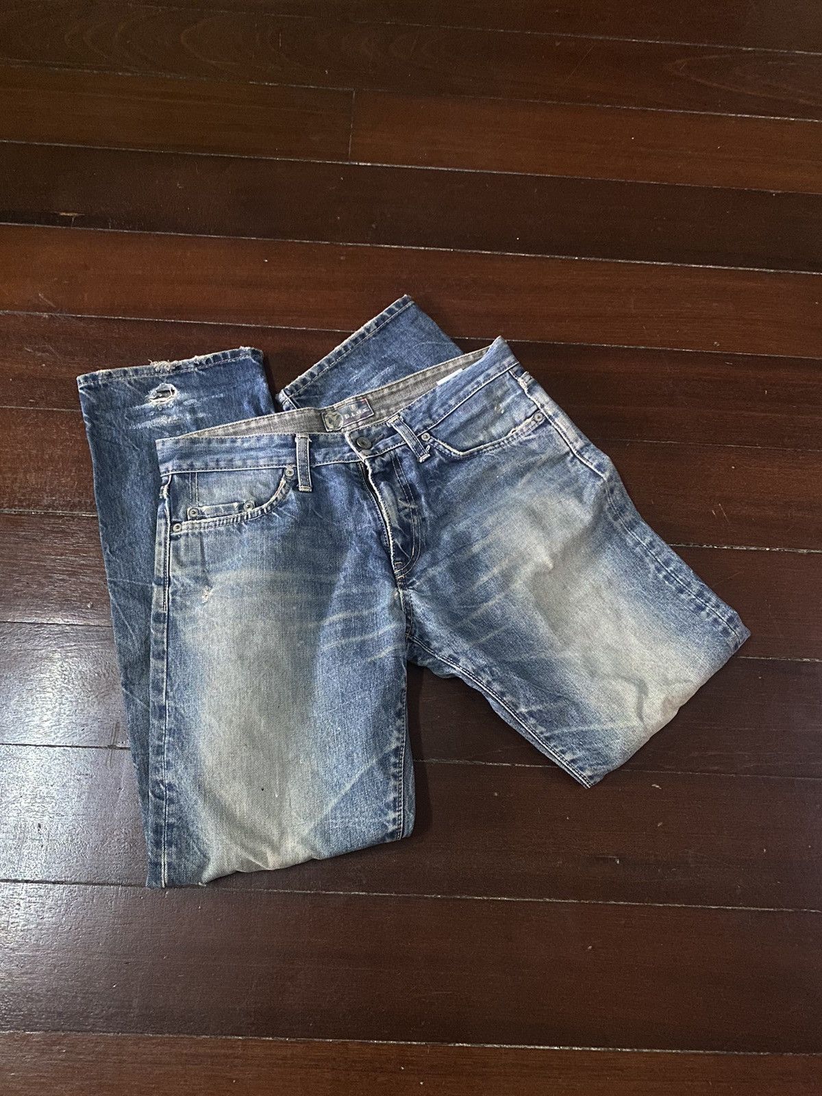 Blue Blue Japan FIRE 🔥 BLUE BLUE JAPAN SASHIKO BORO STITCH DISTRESSED Size US 32 / EU 48 - 16 Thumbnail