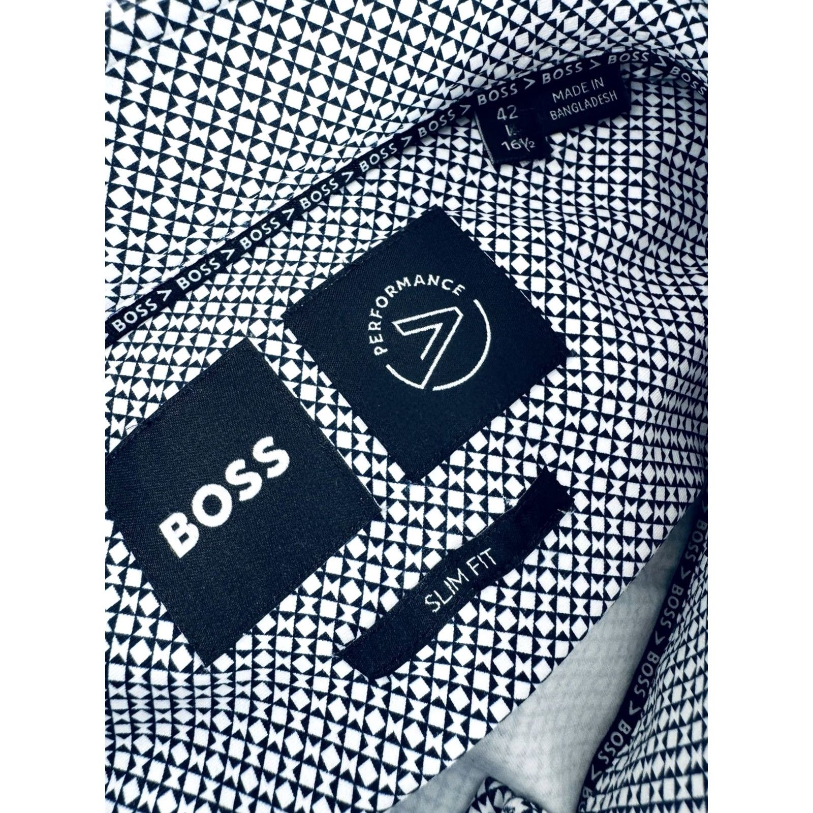 Hugo Boss HUGO BOSS Geometric Slim Shirt Mens L Blue / White Button-Up 42 / 16.5 EXCELLENT Size US L / EU 52-54 / 3 - 5 Thumbnail