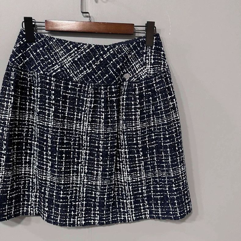 Chanel Blue Woven Chanel Style Mini Skirt -2505 Size 39" - 2 Thumbnail
