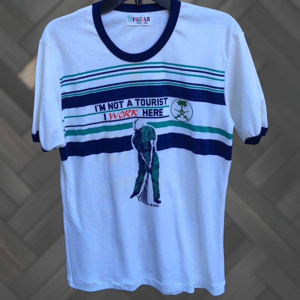 Vintage vintage Padak I’m Not A Tourist I Work Here Golf Theme M L 80s T Shirt Shirt Men White Size US M / EU 48-50 / 2 - 1 Thumbnail