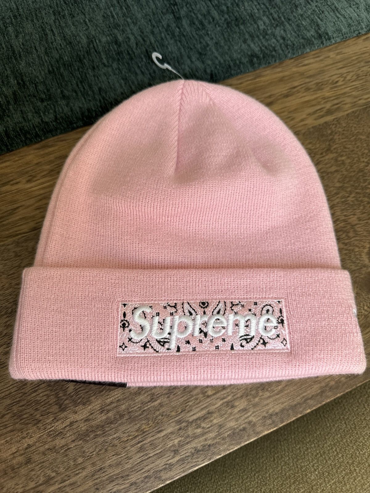 Supreme FW19 Supreme New Era Paisley box logo beanie pink | Grailed