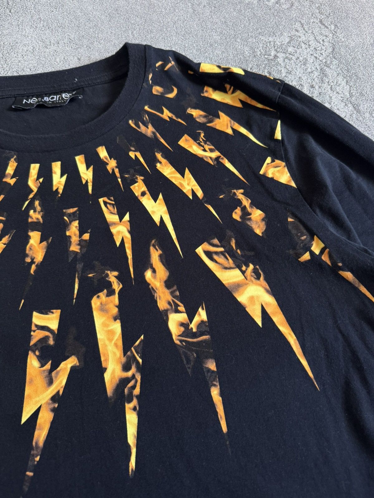 Neil Barrett Neil Barett L lightning bolt ⚡️ printed tshirt tee shirt Size US L / EU 52-54 / 3 - 12 Thumbnail