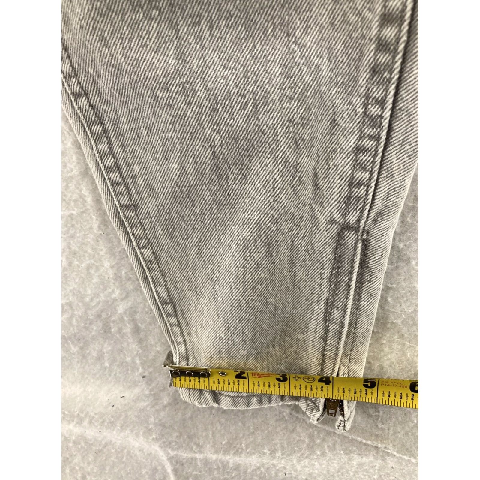 Lee VTG Lee Mom Jeans 26 Bleached Stonewashed High Rise 80s Size 26" / US 2 / IT 38 - 7 Thumbnail