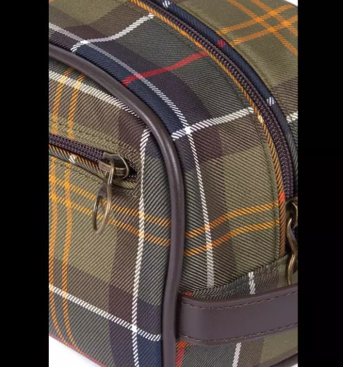 Barbour Barbour Durable Canvas & Leather Trim Tartan Washbag Size ONE SIZE - 14 Thumbnail