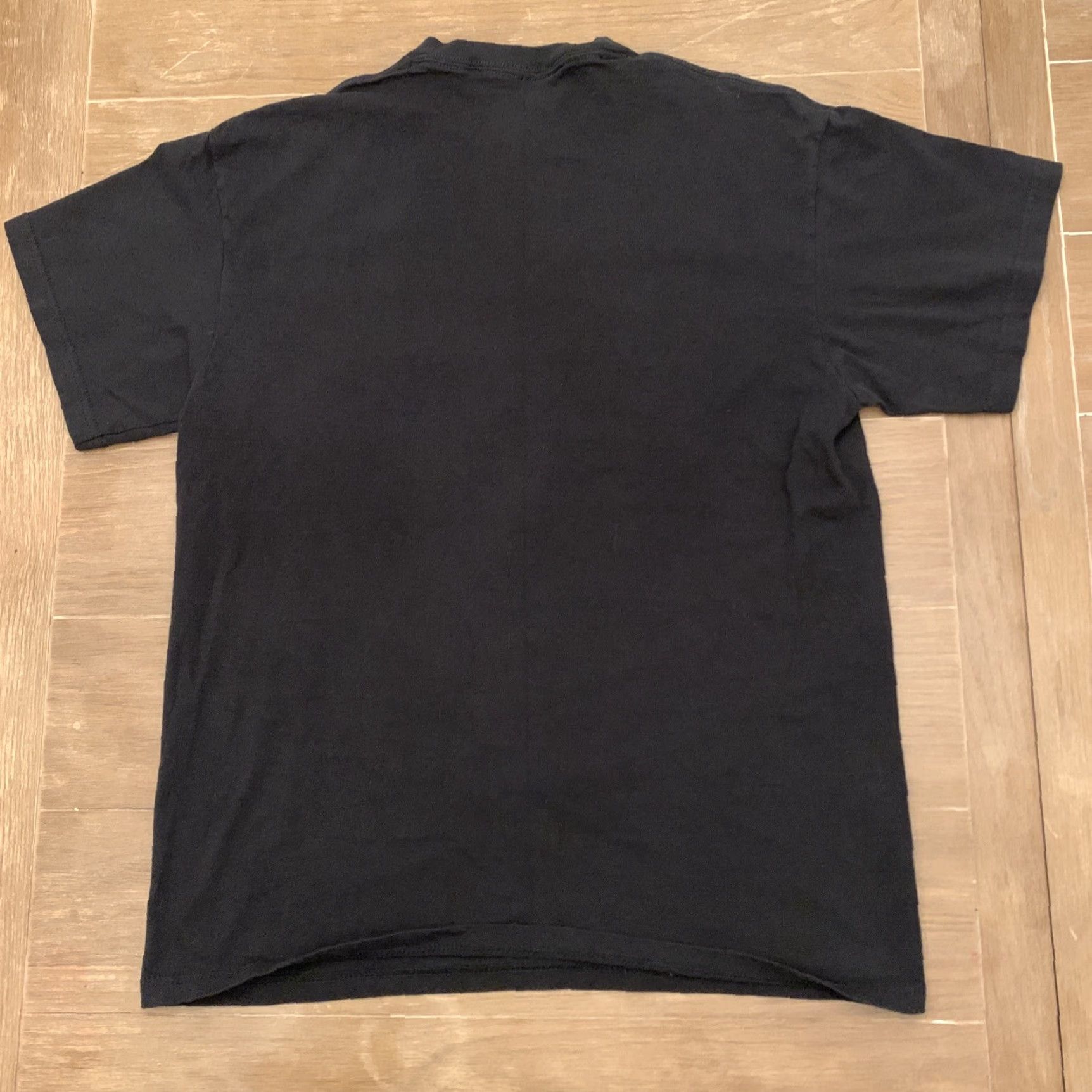 Vintage VINTAGE Pink Floyd Graphic Tee T-Shirt Mens Medium Black 2011 Rock Concert Size US M / EU 48-50 / 2 - 6 Thumbnail