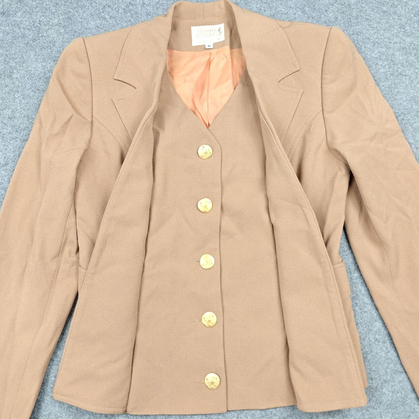 Vintage VINTAGE Alberto Makali Suit Set Womens 6 Beige Lined Jacket Vest Made USA Workwear Size M / US 6-8 / IT 42-44 - 2 Thumbnail
