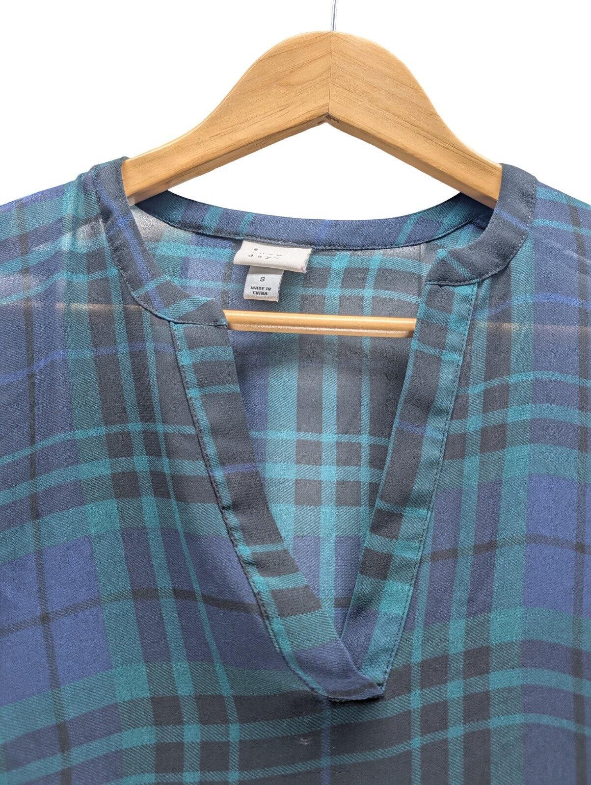 Other A New Day Blouse Women S Split Neck Sheer Plaid Navy Green Size S / US 4 / IT 40 - 6 Thumbnail