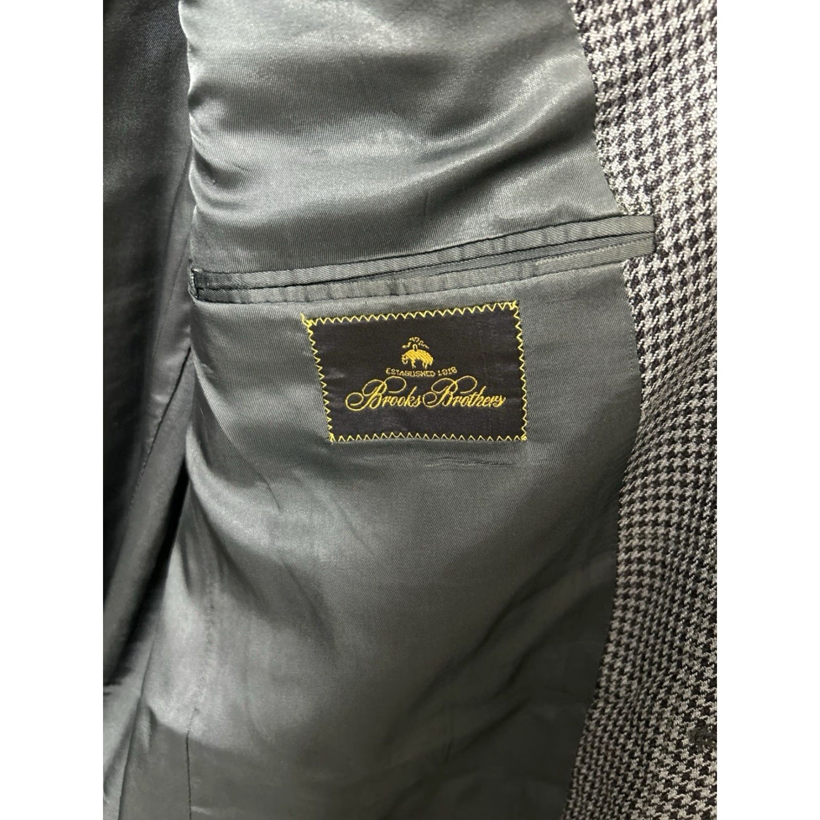 Brooks Brothers VINTAGE Brooks Brothers Blazer Mens 41 Blue Houndstooth Wool Blend Sport Jacket Button Closure US Made Winter 31” Mens Size 42R - 7 Thumbnail