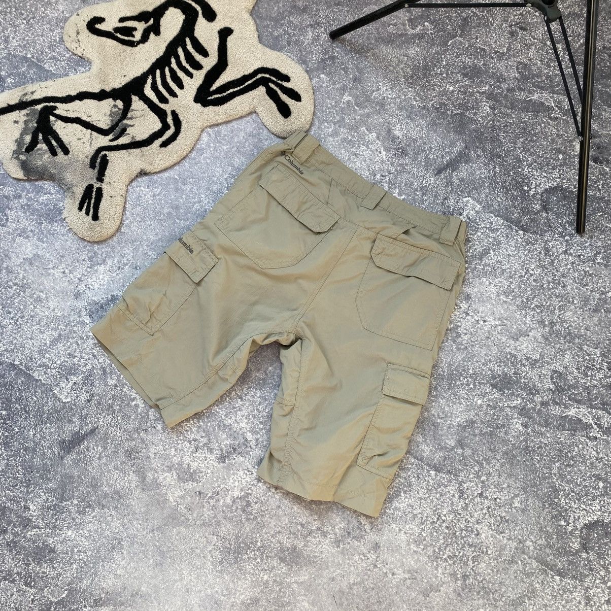 Columbia Men’s Columbia Small logo Cargo outdoor shorts Size US 32 / EU 48 - 6 Thumbnail