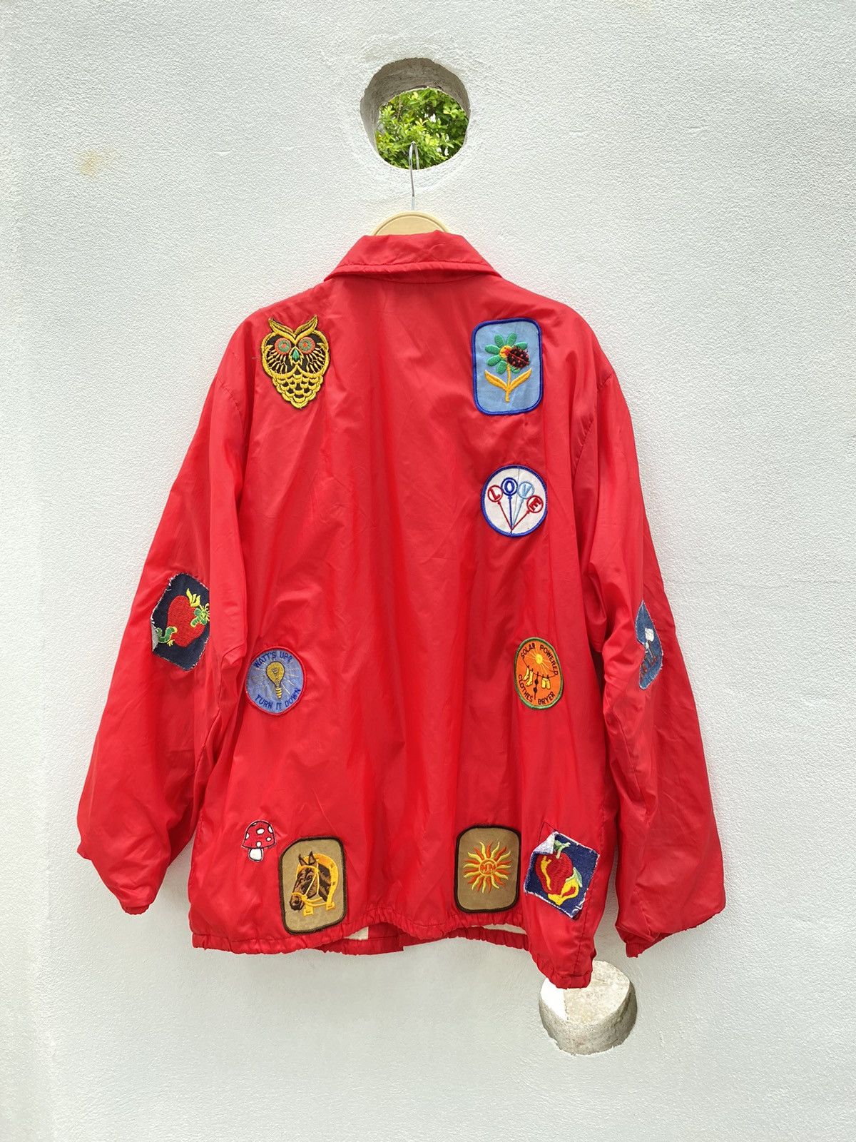 Vintage Vintage red nylon patch jacket Size US L / EU 52-54 / 3 - 18 Thumbnail