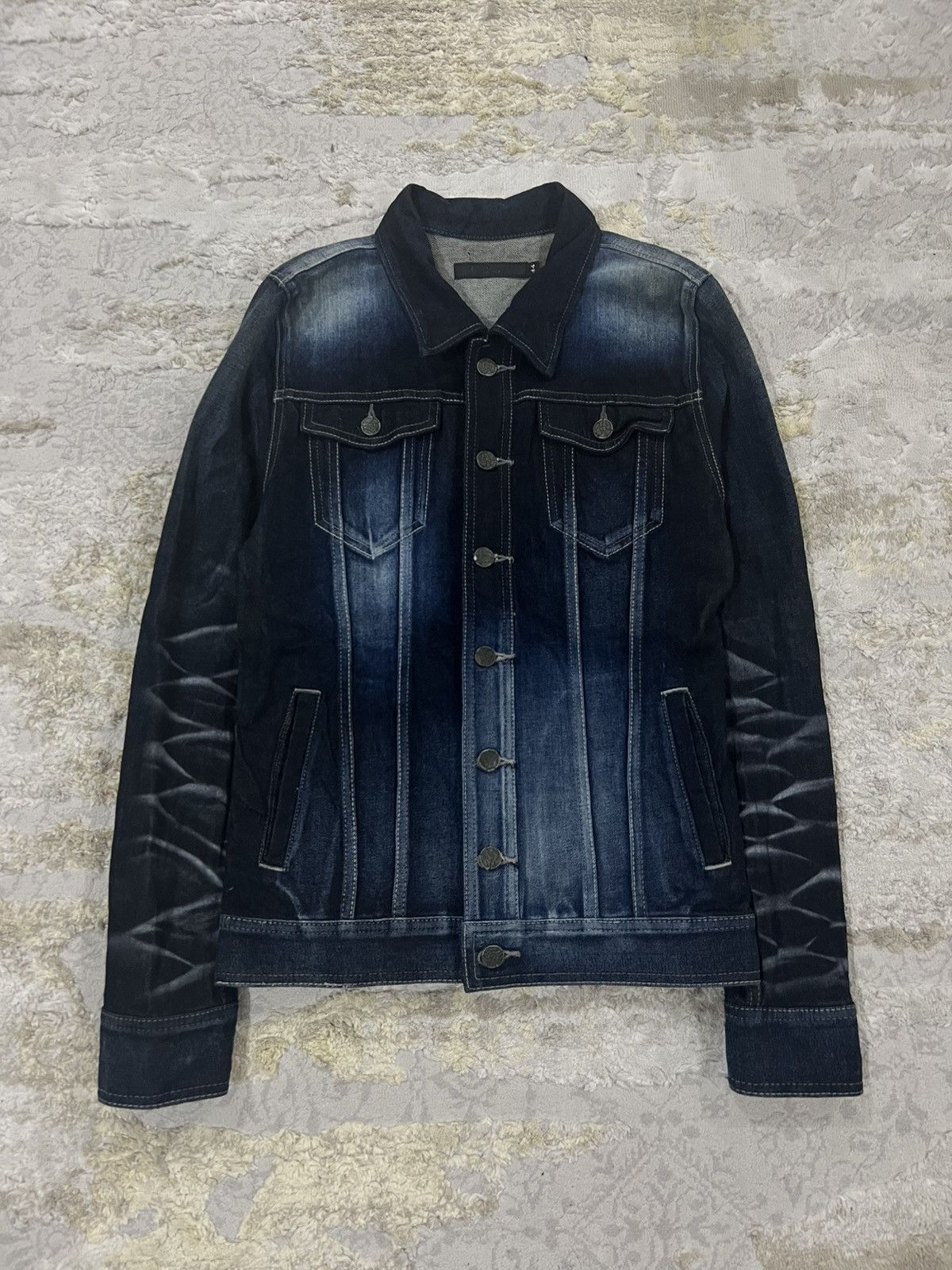 GOSTAR DE FUGA × KMRii × Yasuyuki Ishii Y2K Gostar de Fuga Elongated Arm Whiskers Faded Denim Jacket Size US S / EU 44-46 / 1 - 1 Thumbnail