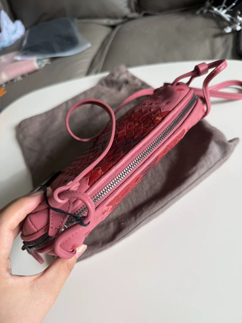 Other bv pink woven flower shoulder bag-2508 Size ONE SIZE - 3 Thumbnail