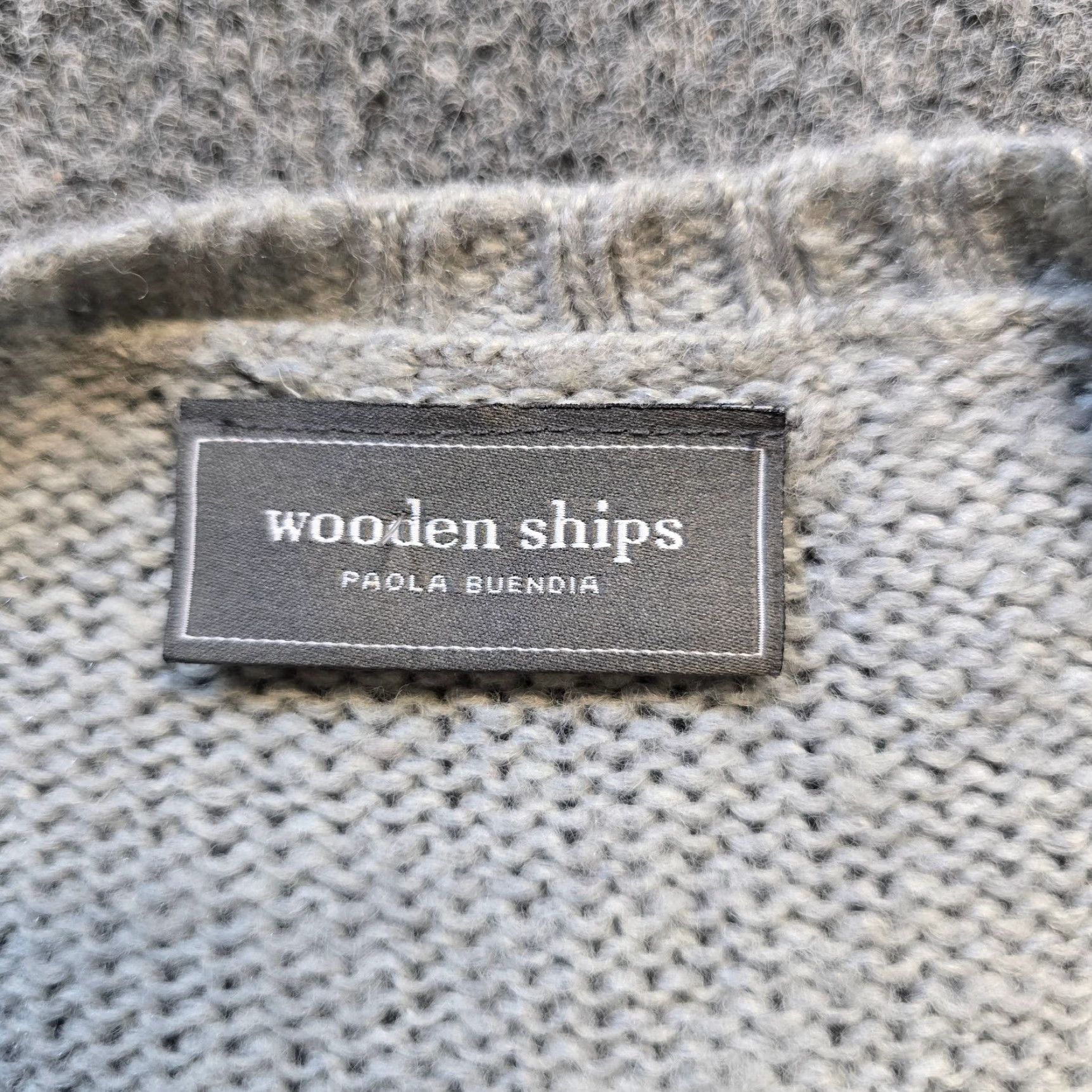 Vintage Wooden Ships Sweater Womens Medium Gray Mohair Wool Oversized Boxy Top Pullover V-Neck Long Sleeve Casual Workwear Fall Winter Womens Size M / US 6-8 / IT 42-44 - 4 Thumbnail