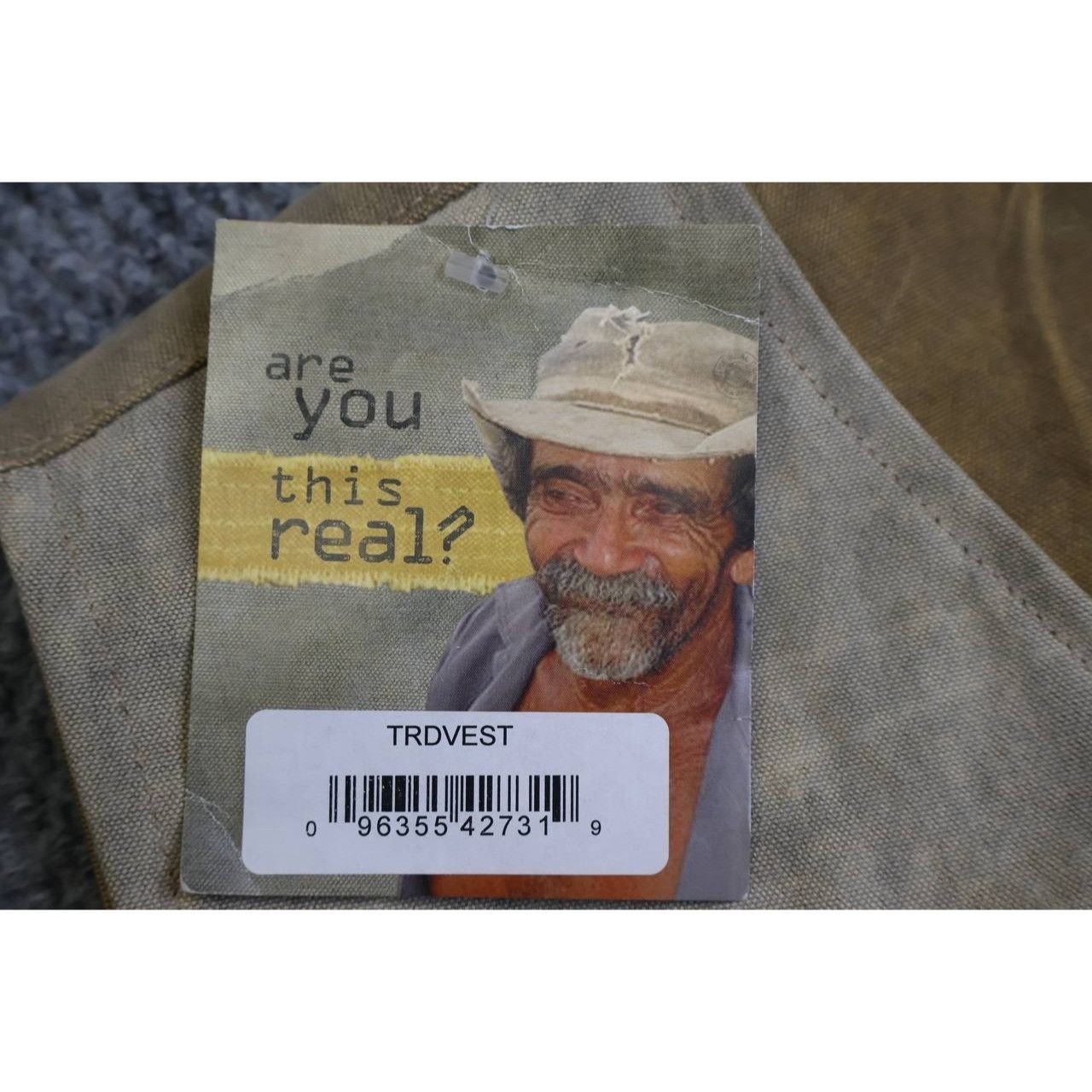 Vintage The Real Deal Brazil TRDVEST Recycled Tarpaulin Vest Size US L / EU 52-54 / 3 - 3 Thumbnail