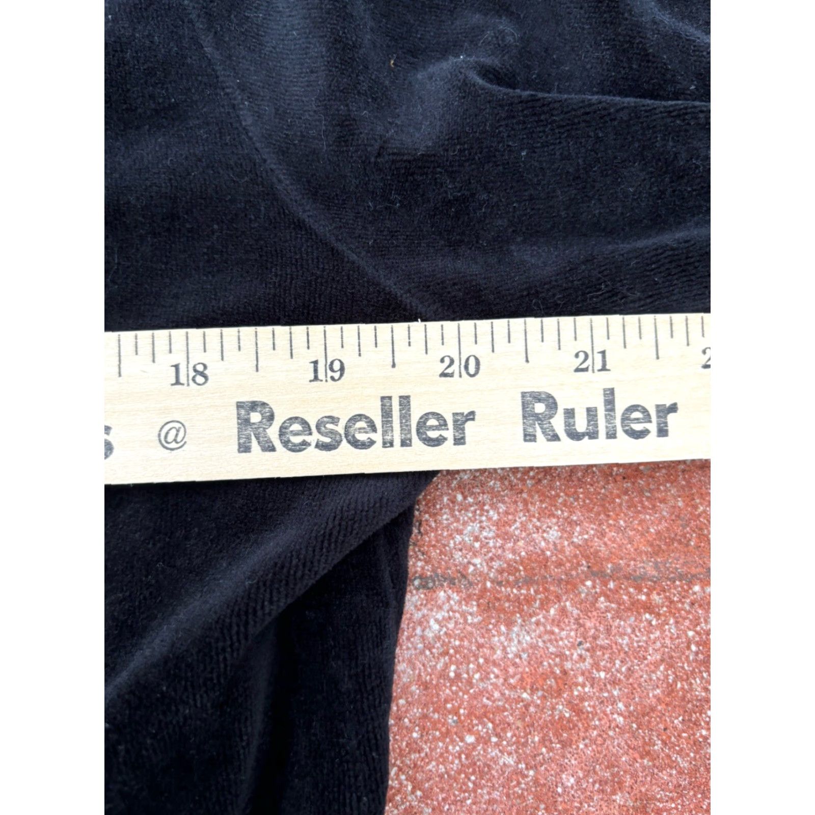 Vince Vince Velour Crewneck Sweatshirt Medium Black Womens Blouse Crew Neck Pullover Casual Long Sleeve Pattern: Solid Size M / US 6-8 / IT 42-44 - 6 Thumbnail