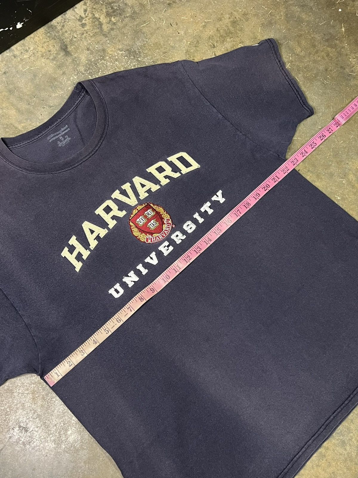 Champion Rare Champion Harvard Embroidered T-Shirt Size US XL / EU 56 / 4 - 3 Thumbnail