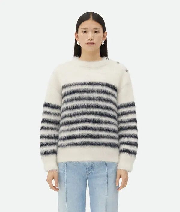Bottega Veneta o1n1vont0925 Heavy Mariniere Mohair Sweater in Navy/Chalk Size XS / US 0-2 / IT 36-38 - 1 Thumbnail